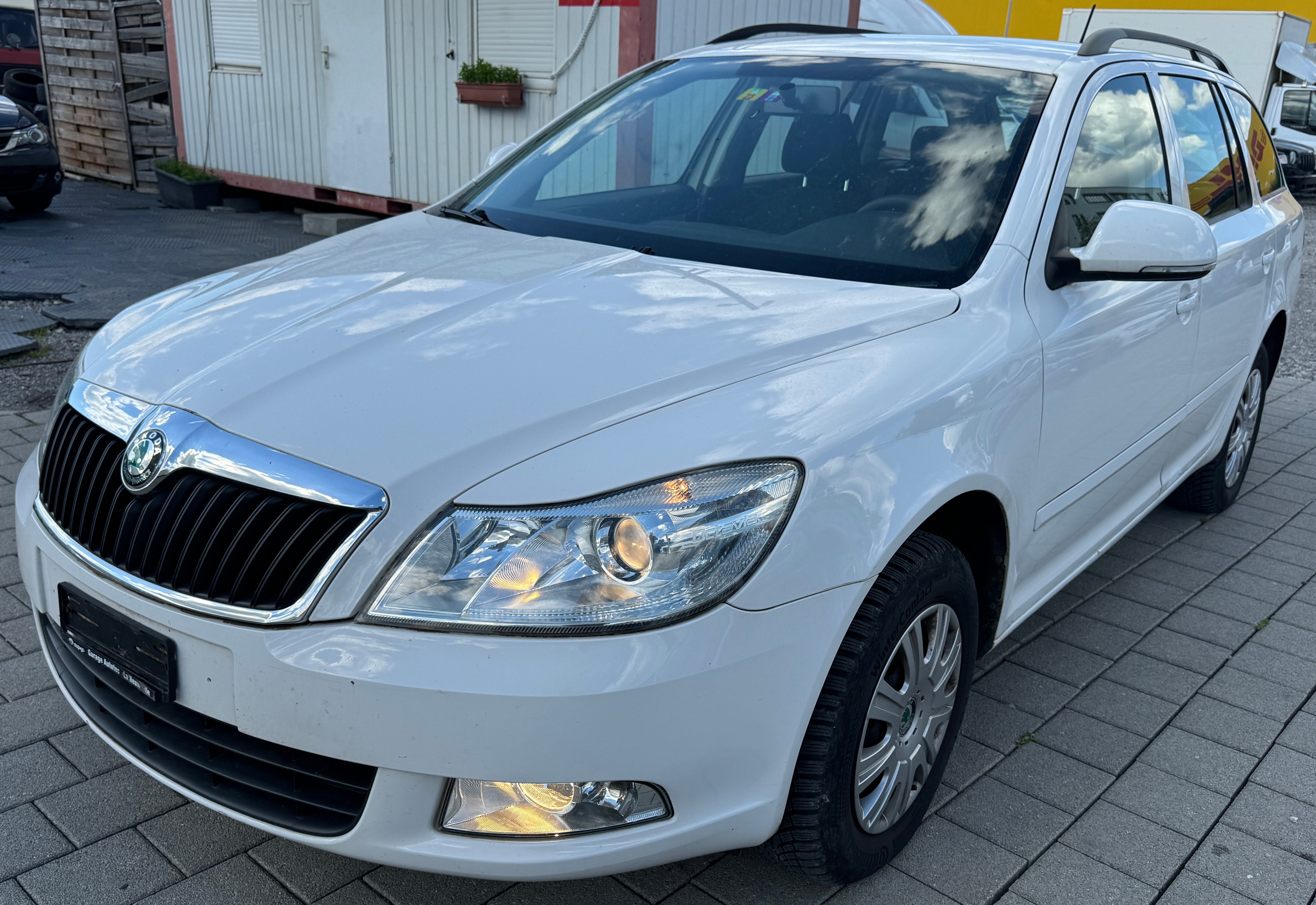 SKODA Octavia Combi 1.6 TDI Ambition 4x4 (MFK BO5)