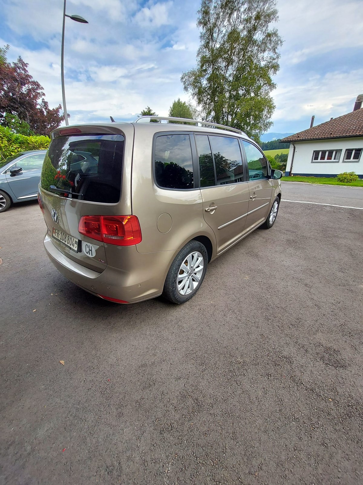 VW TOURAN 1,4 TSI Hihgline