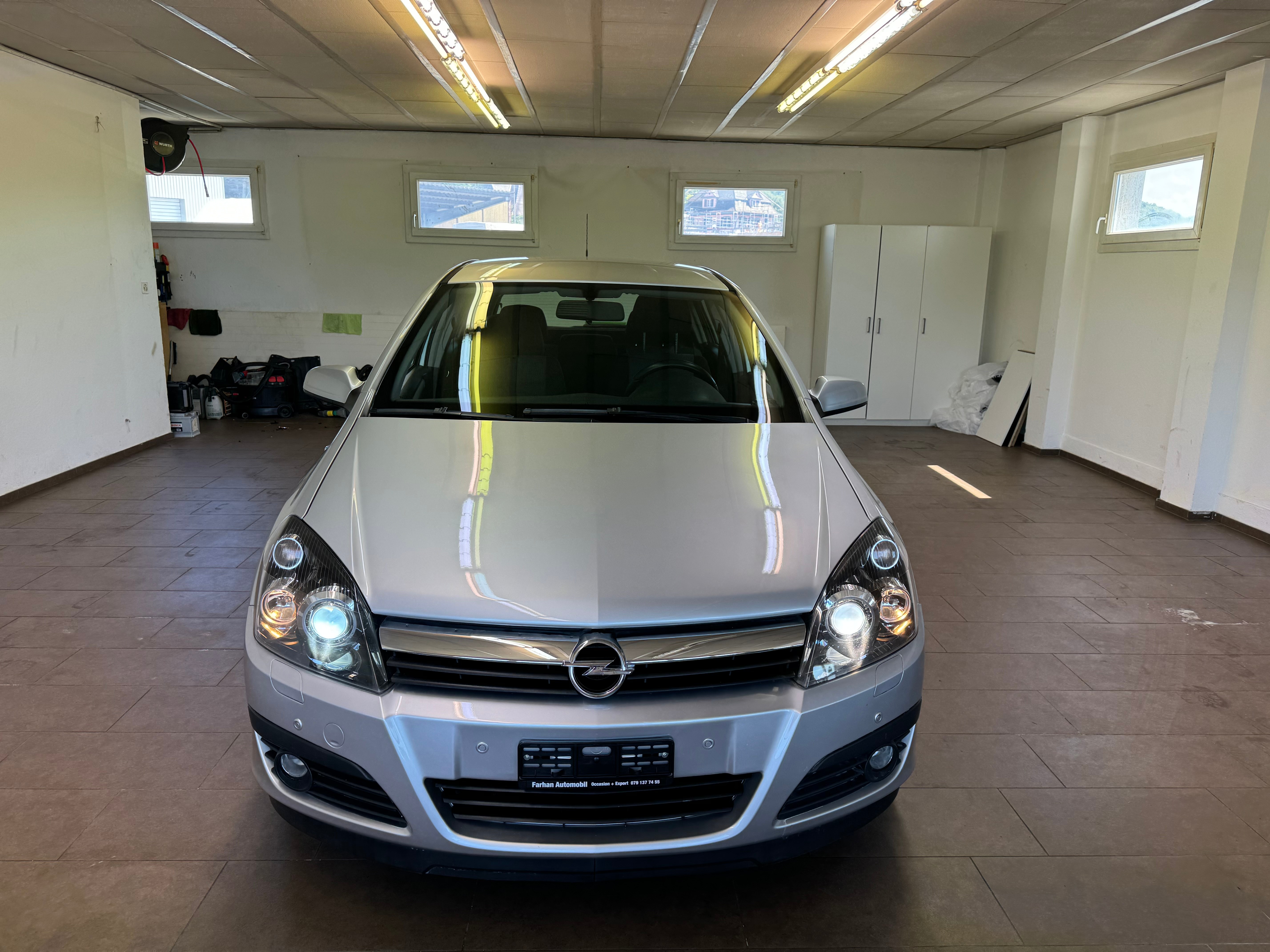 OPEL Astra 2.0i 16V Turbo Cosmo