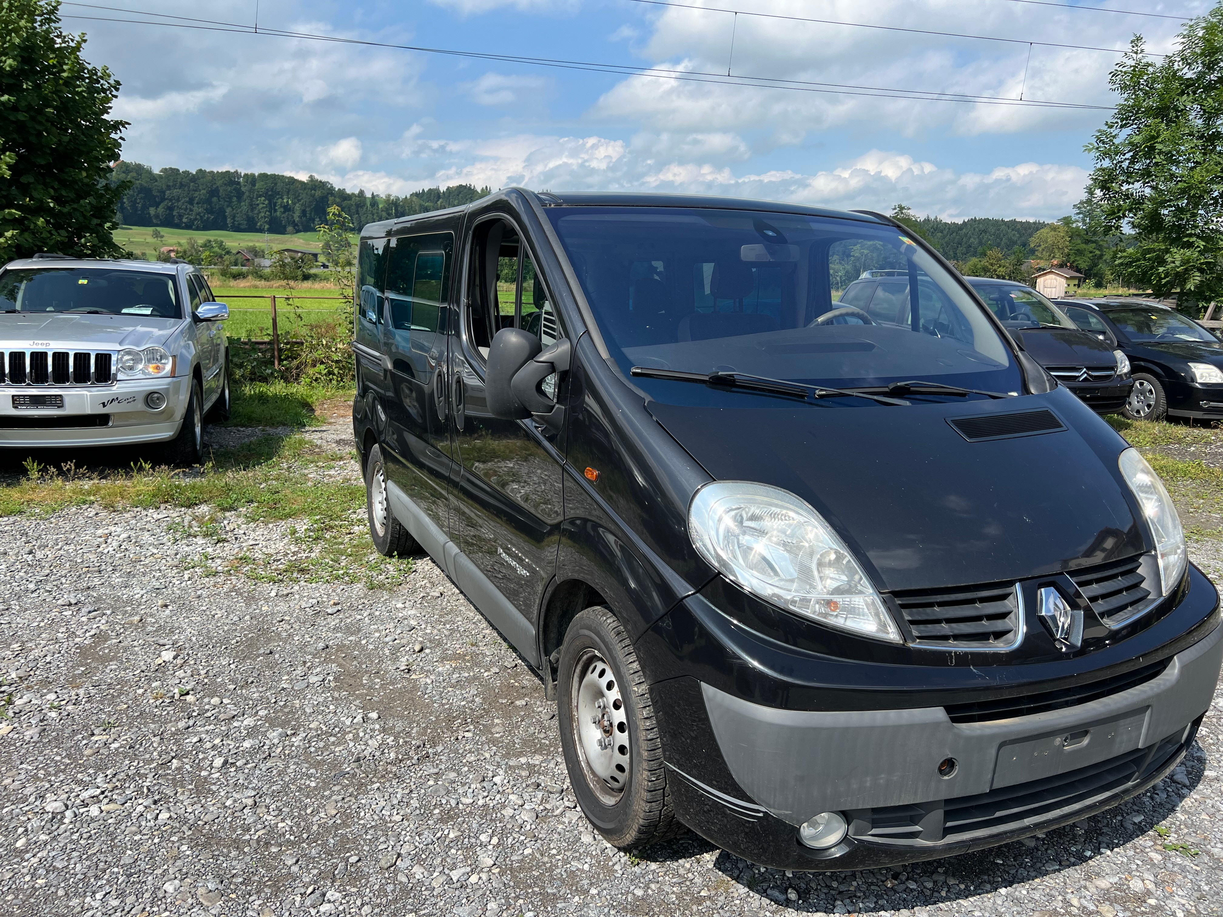 RENAULT Trafic 2.5dCi L1H1 Passenger Expression