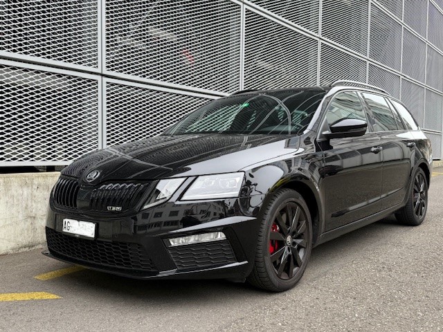 SKODA Octavia Combi 2.0 TSI RS 245 DSG