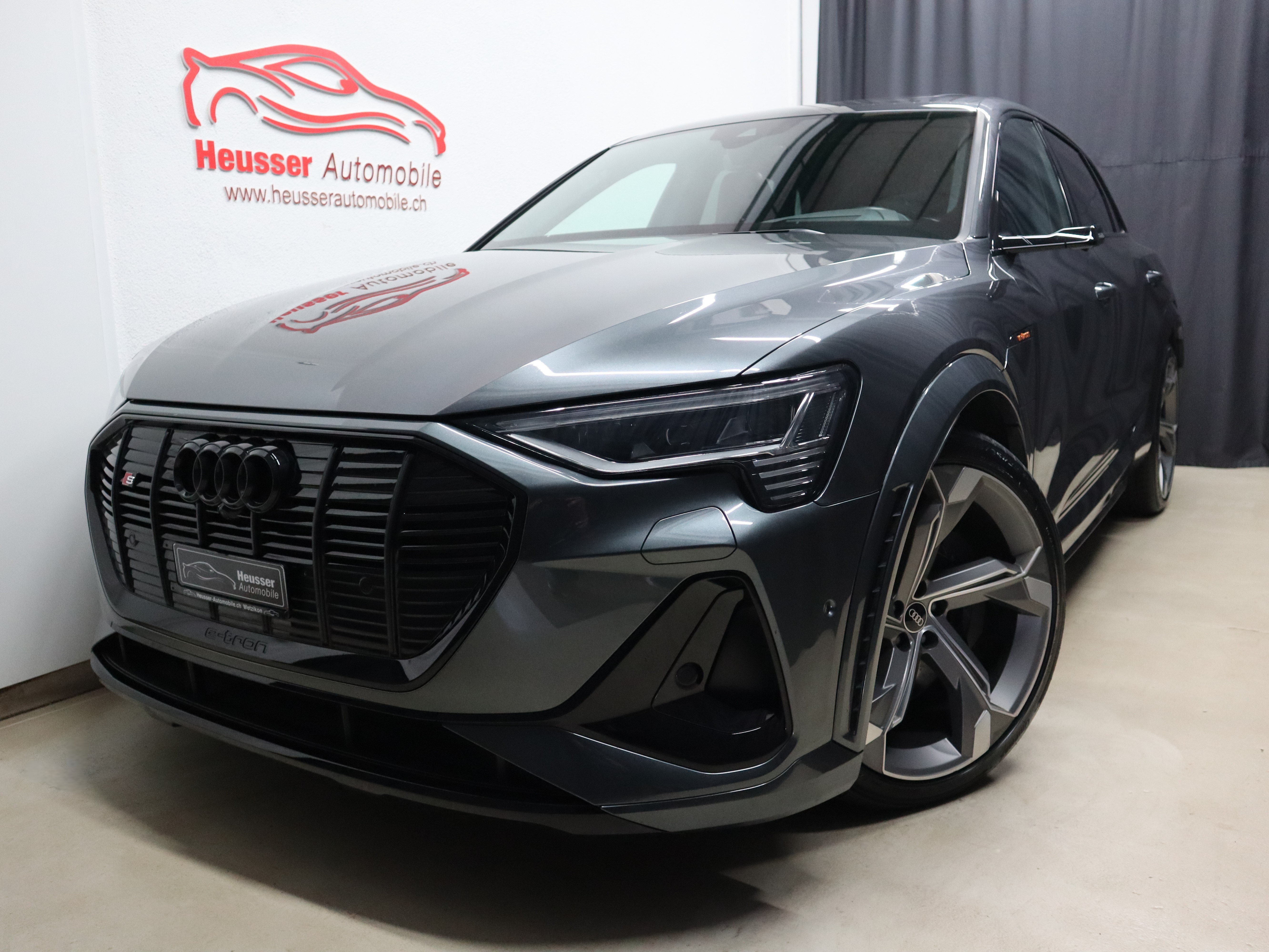 AUDI e-tron S quattro - Vollausstattung - Panorama - Sportsitze - Standheizung - 503 PS