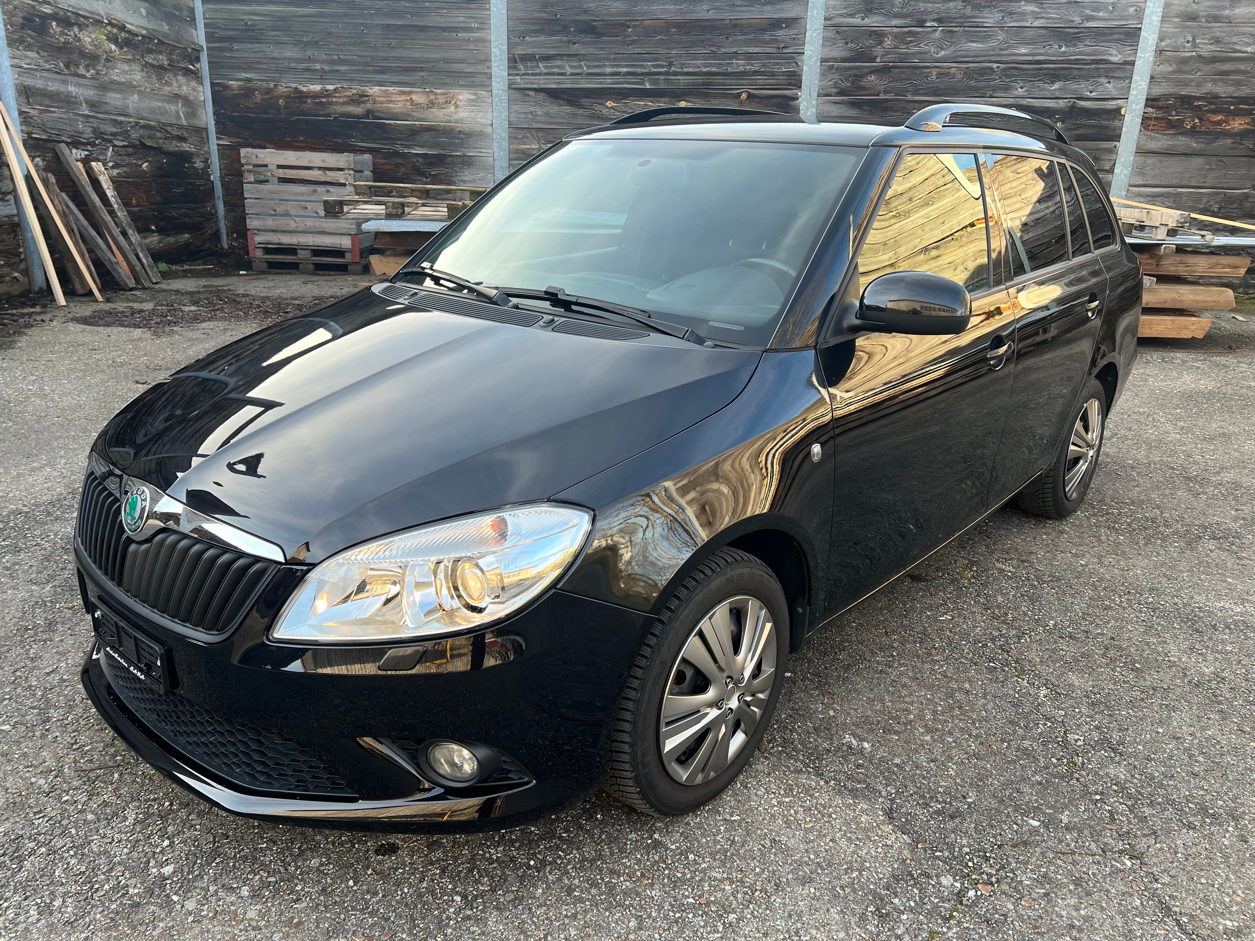 SKODA Fabia 1.4 TSI RS DSG