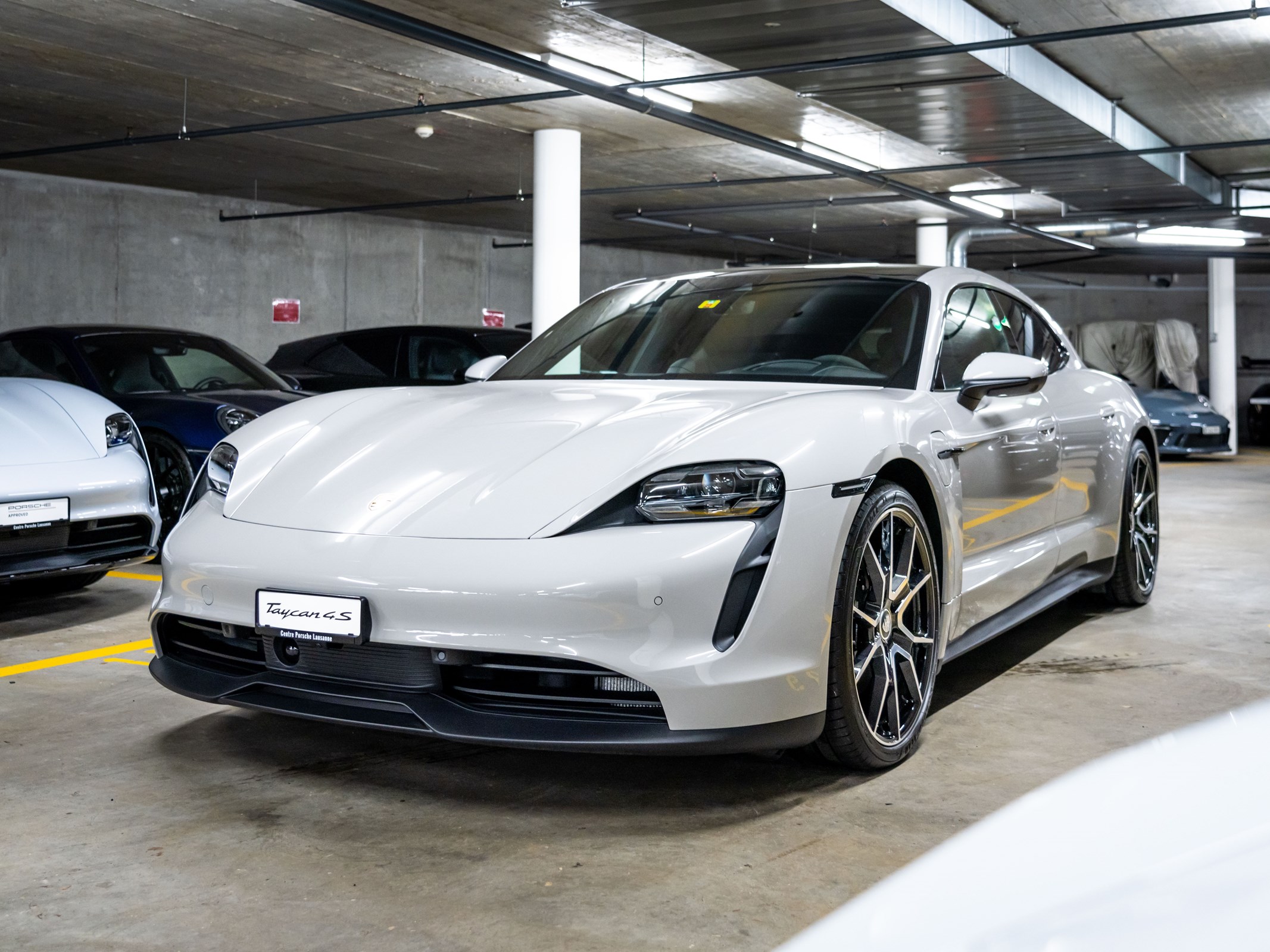 PORSCHE Taycan 4S Sport Turismo Performance Plus 93,4kWh