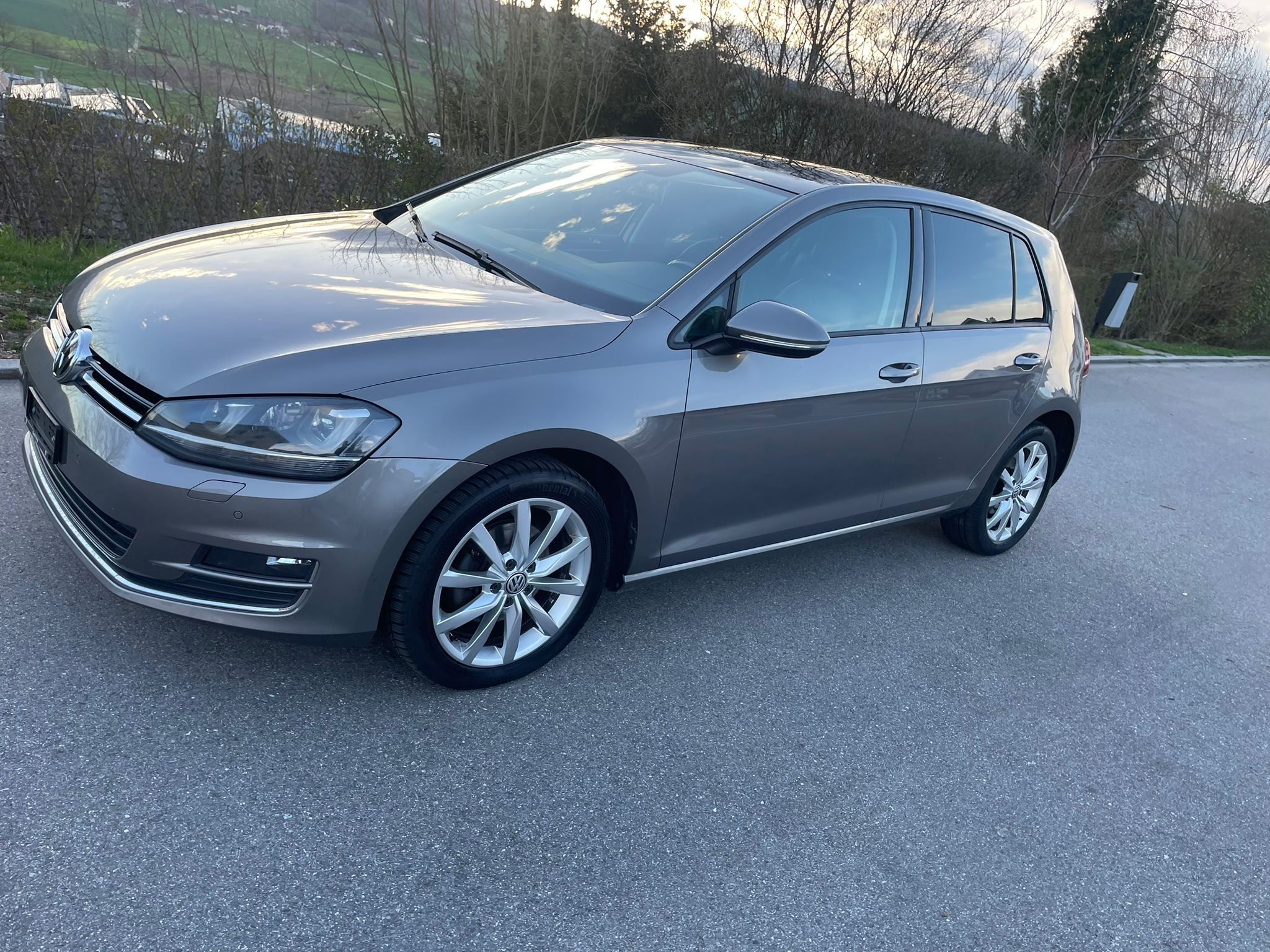 VW Golf 2.0 TDI R-Line Design 4Motion