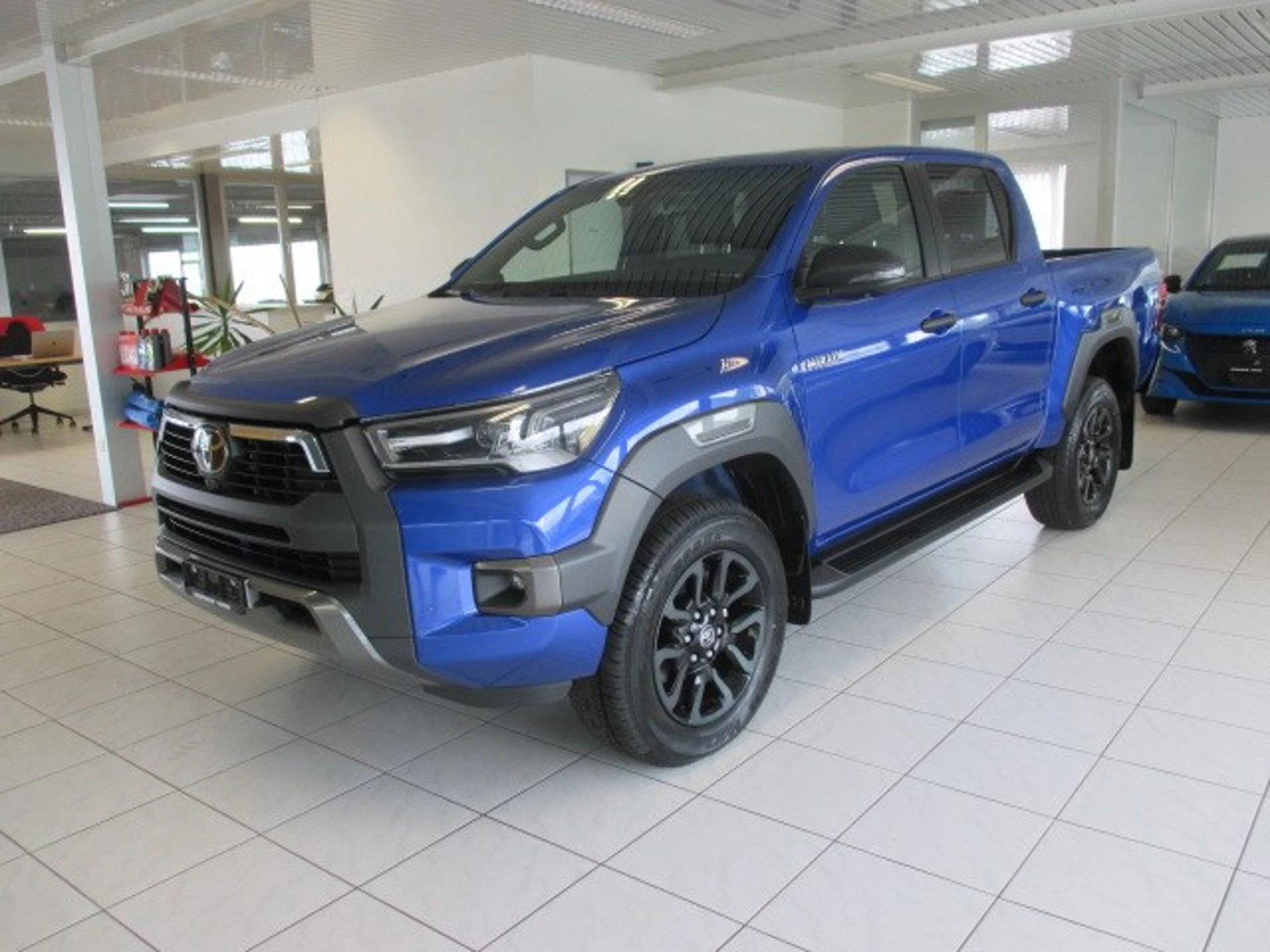 TOYOTA Hilux 2.8D-4D Invincible Double Cab 4x4 A