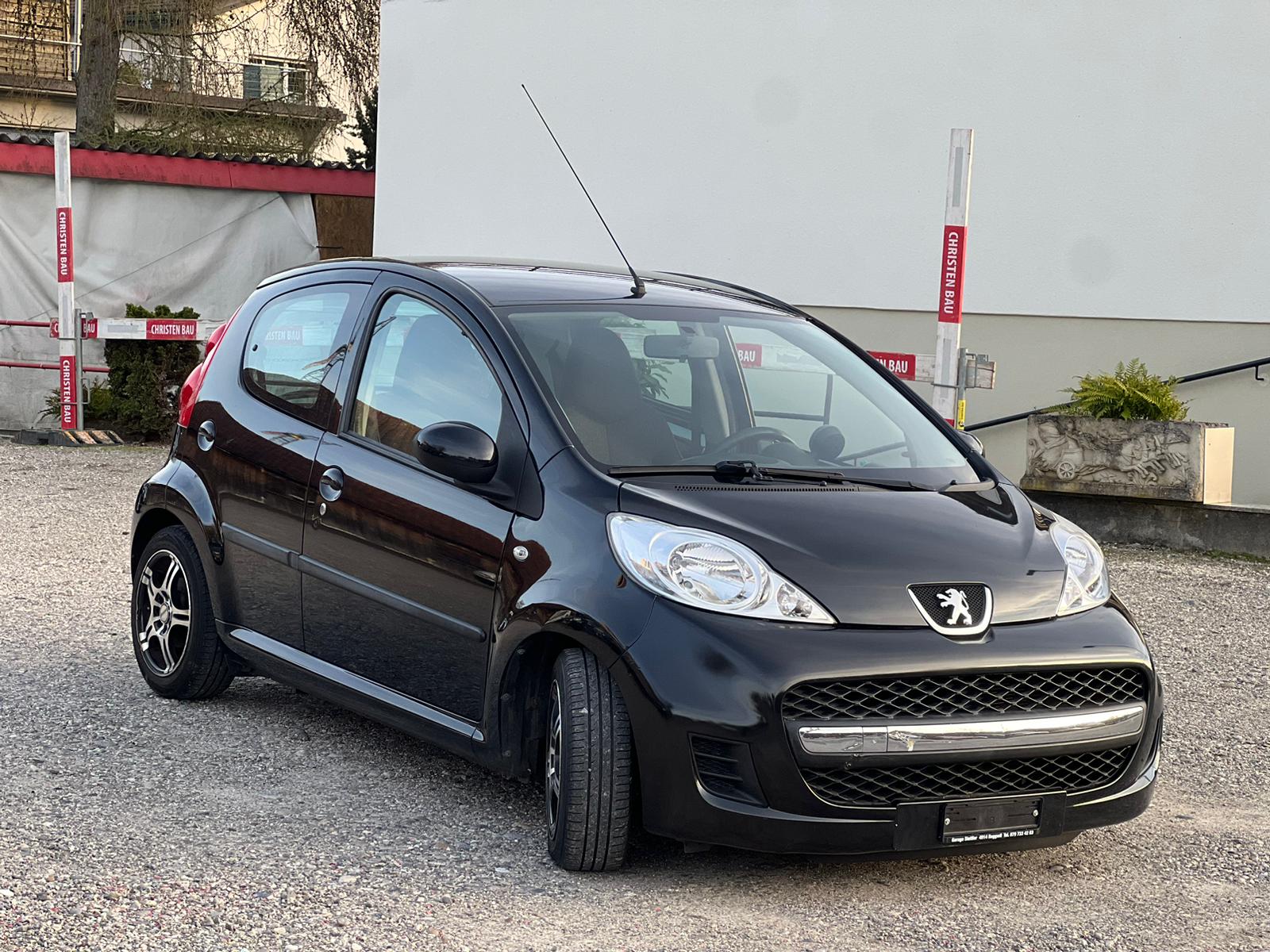 PEUGEOT 107 1.0 Trendy