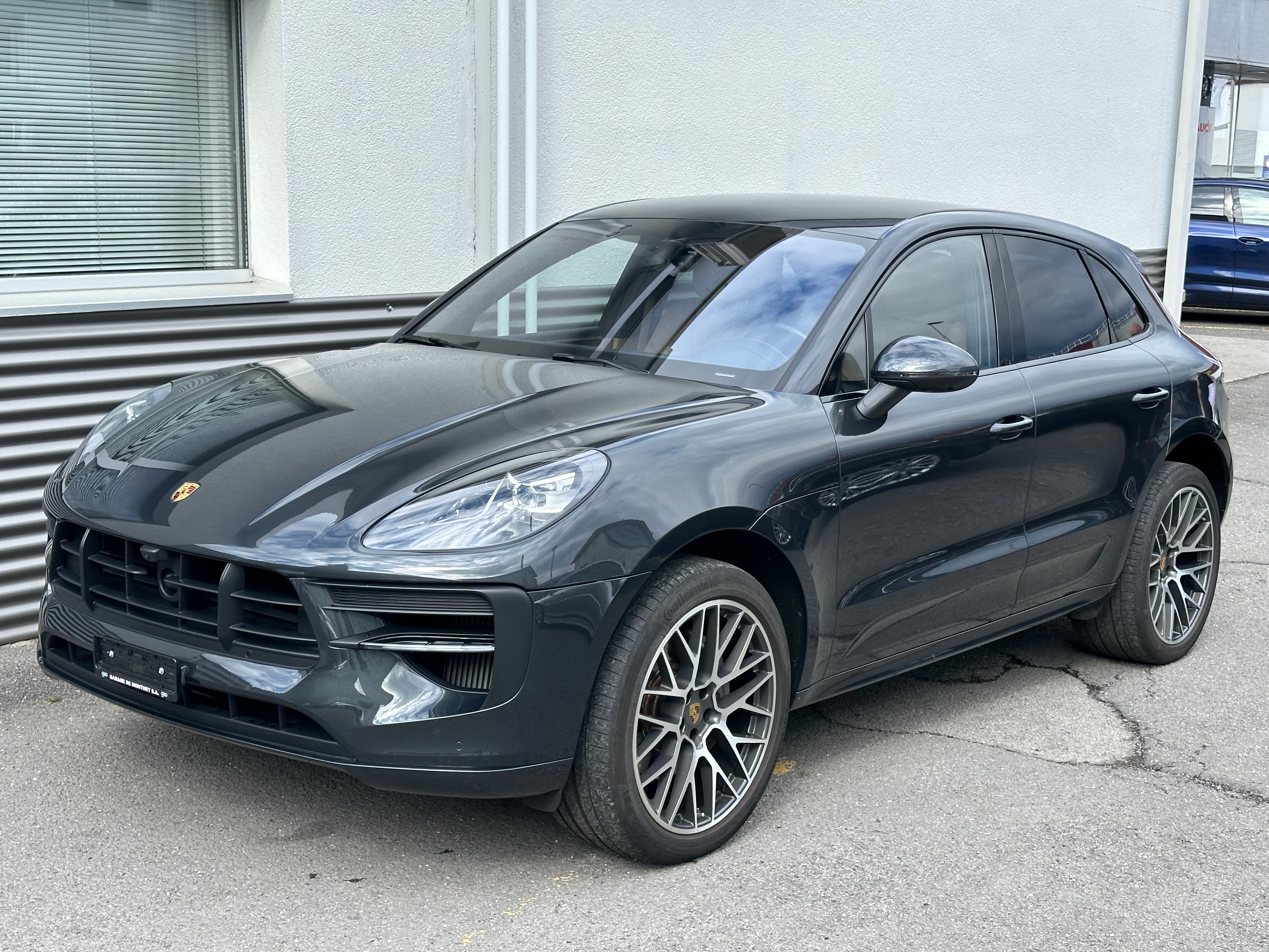 PORSCHE Macan S PDK