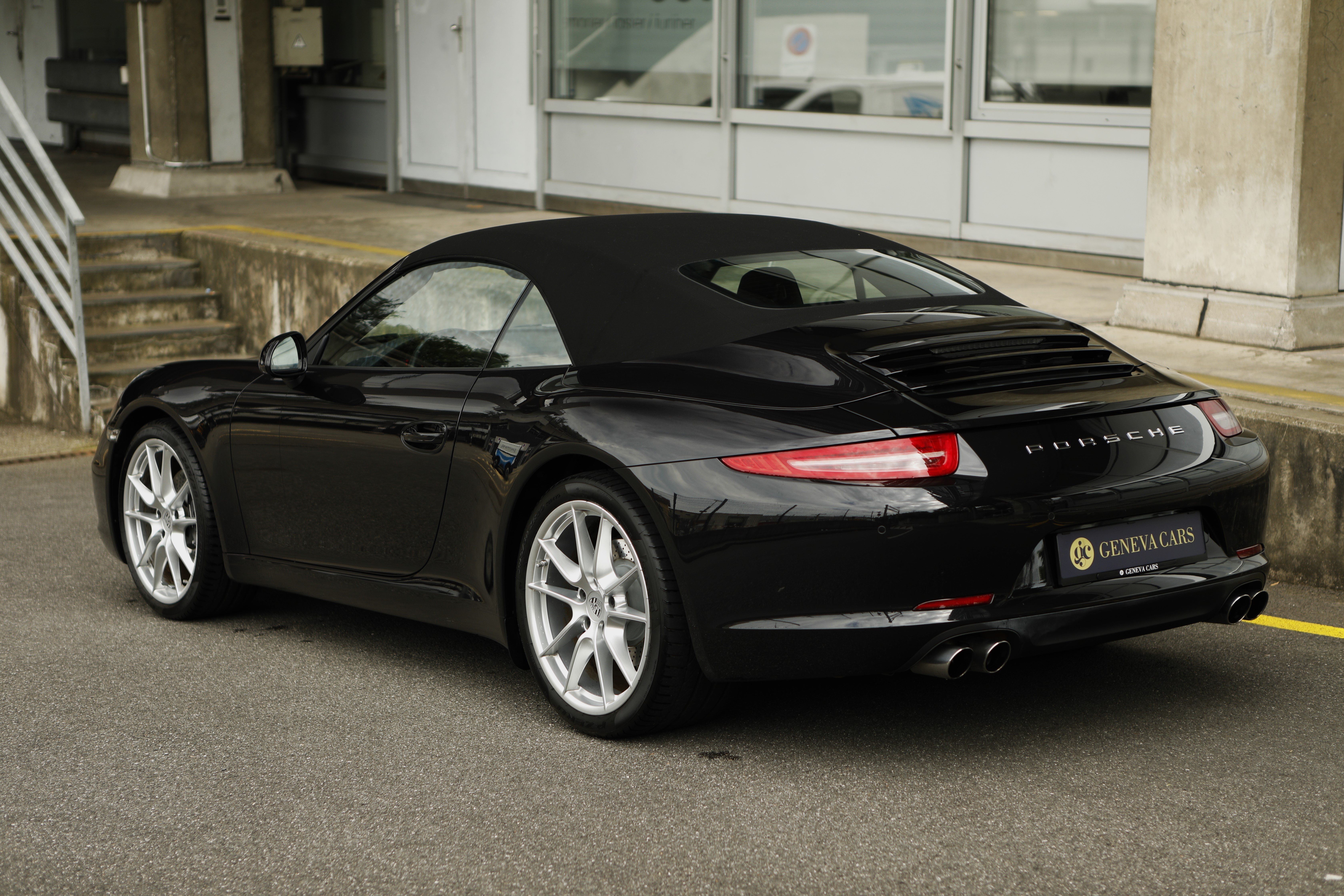 PORSCHE 911 Cabrio Carrera PDK