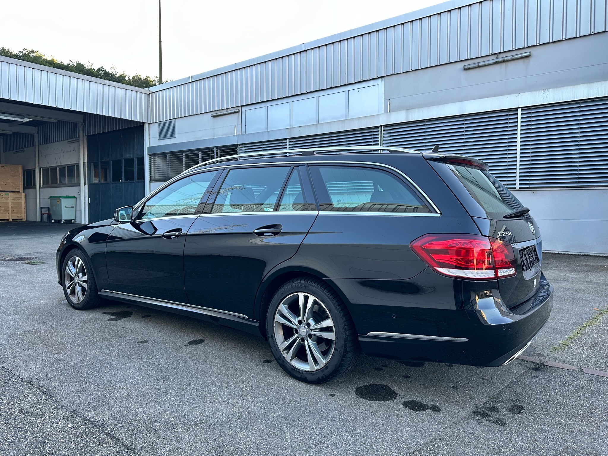 MERCEDES-BENZ E 250 BlueTEC 4Matic 7G-Tronic