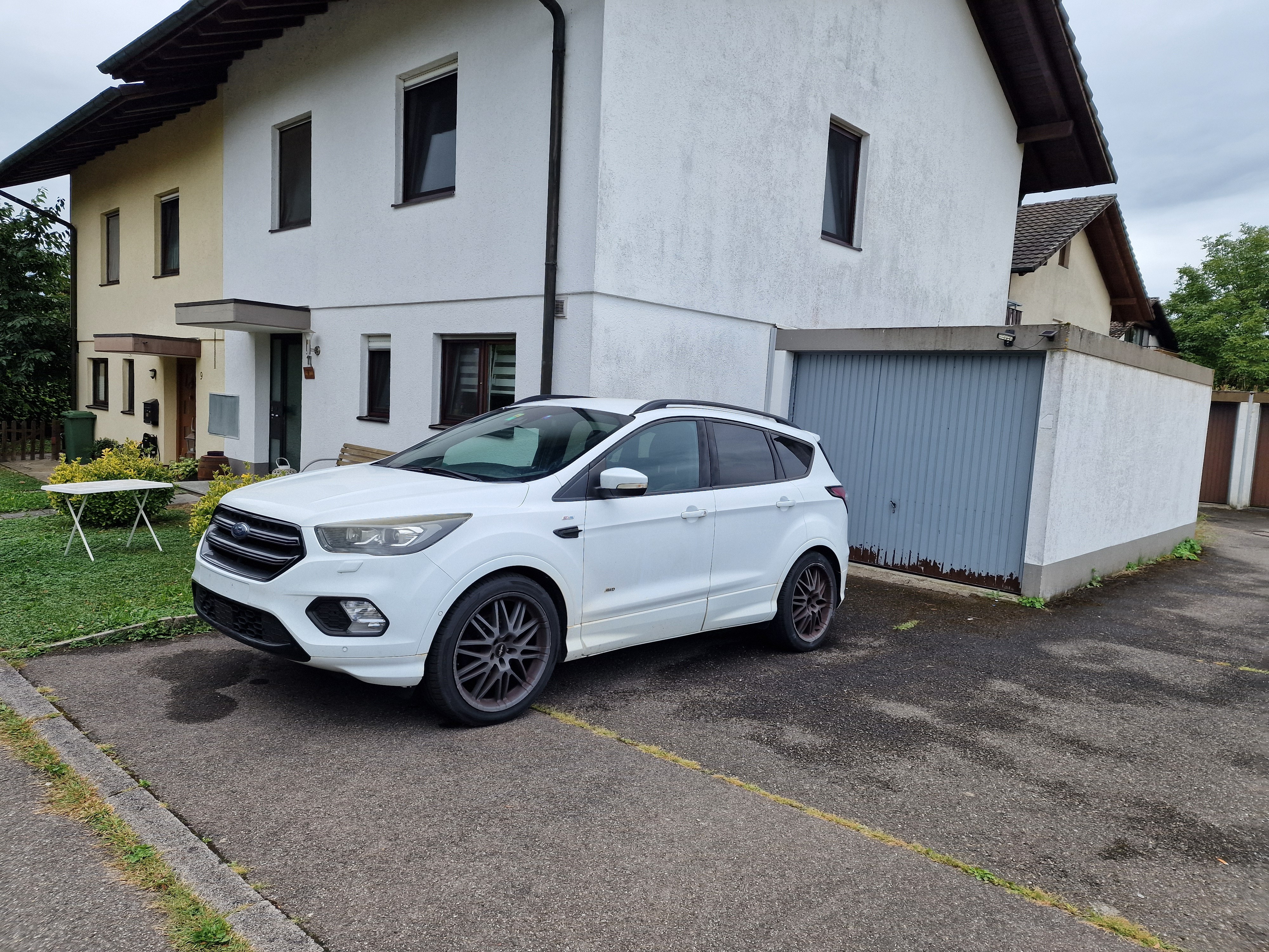 FORD Kuga 1.5 SCTi ST Line 4WD Automatic