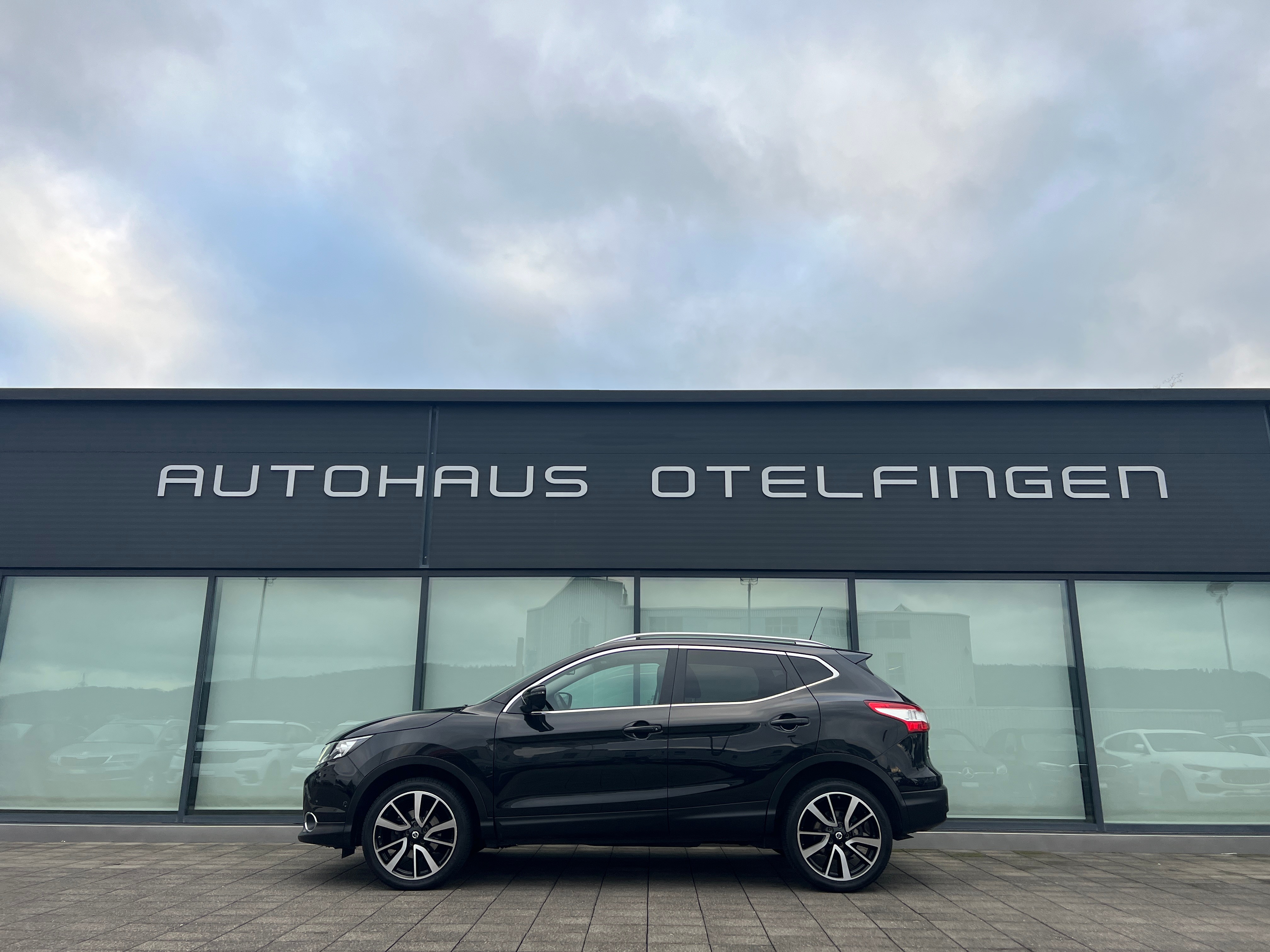 NISSAN Qashqai 1.6 dCi tekna Xtronic CVT