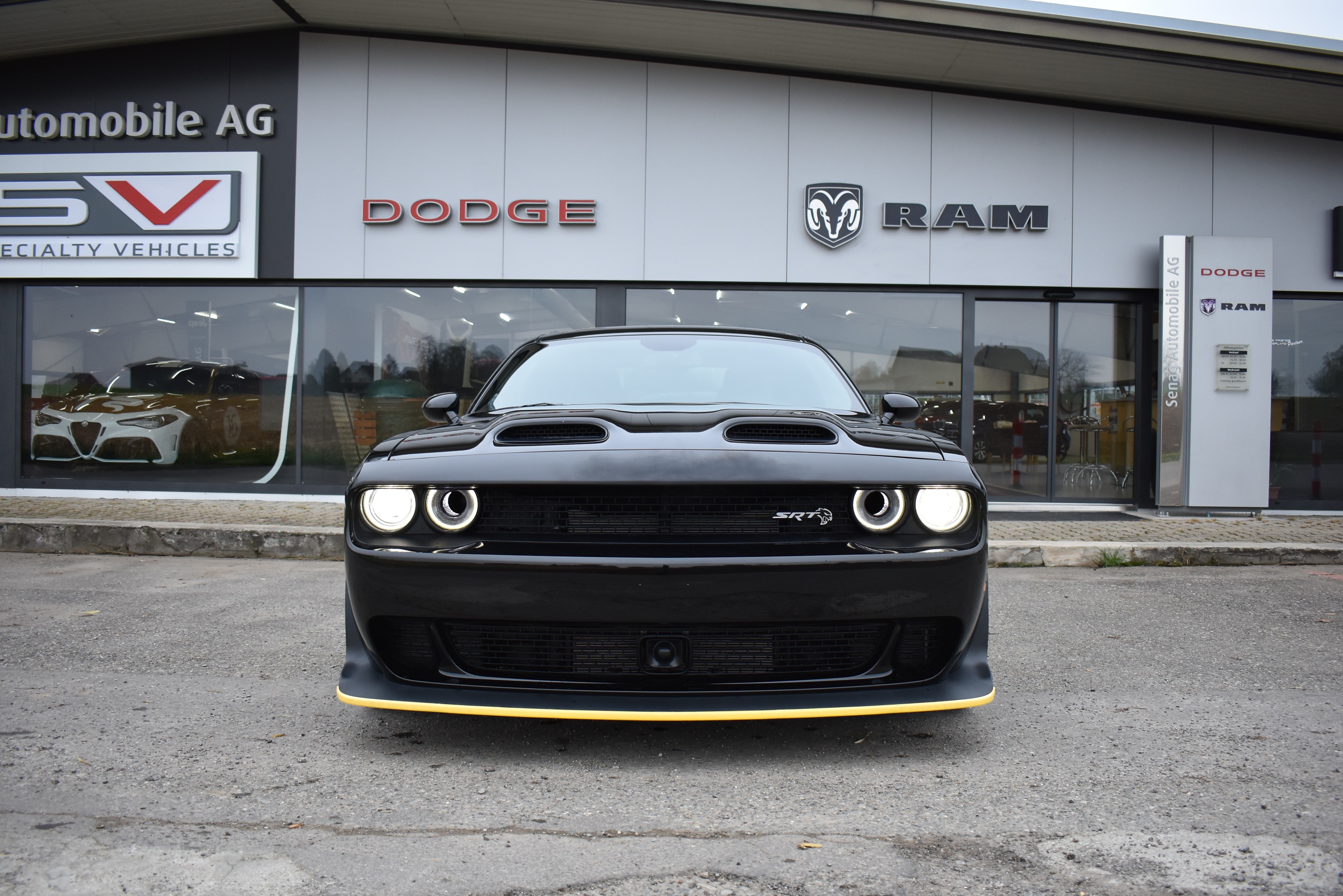 DODGE Challenger Hellcat Widebody