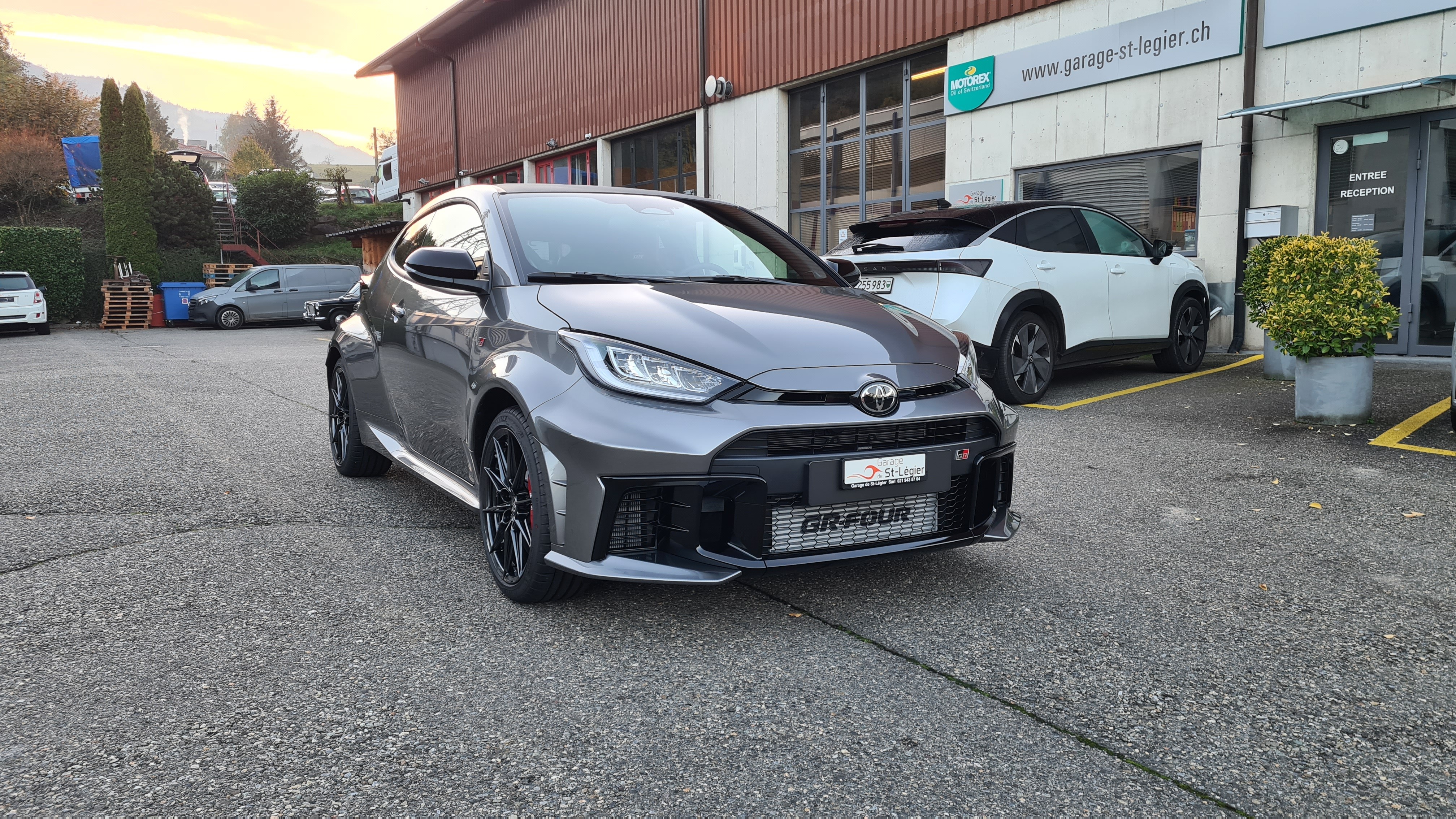 TOYOTA Yaris 1.6 GR Sport A