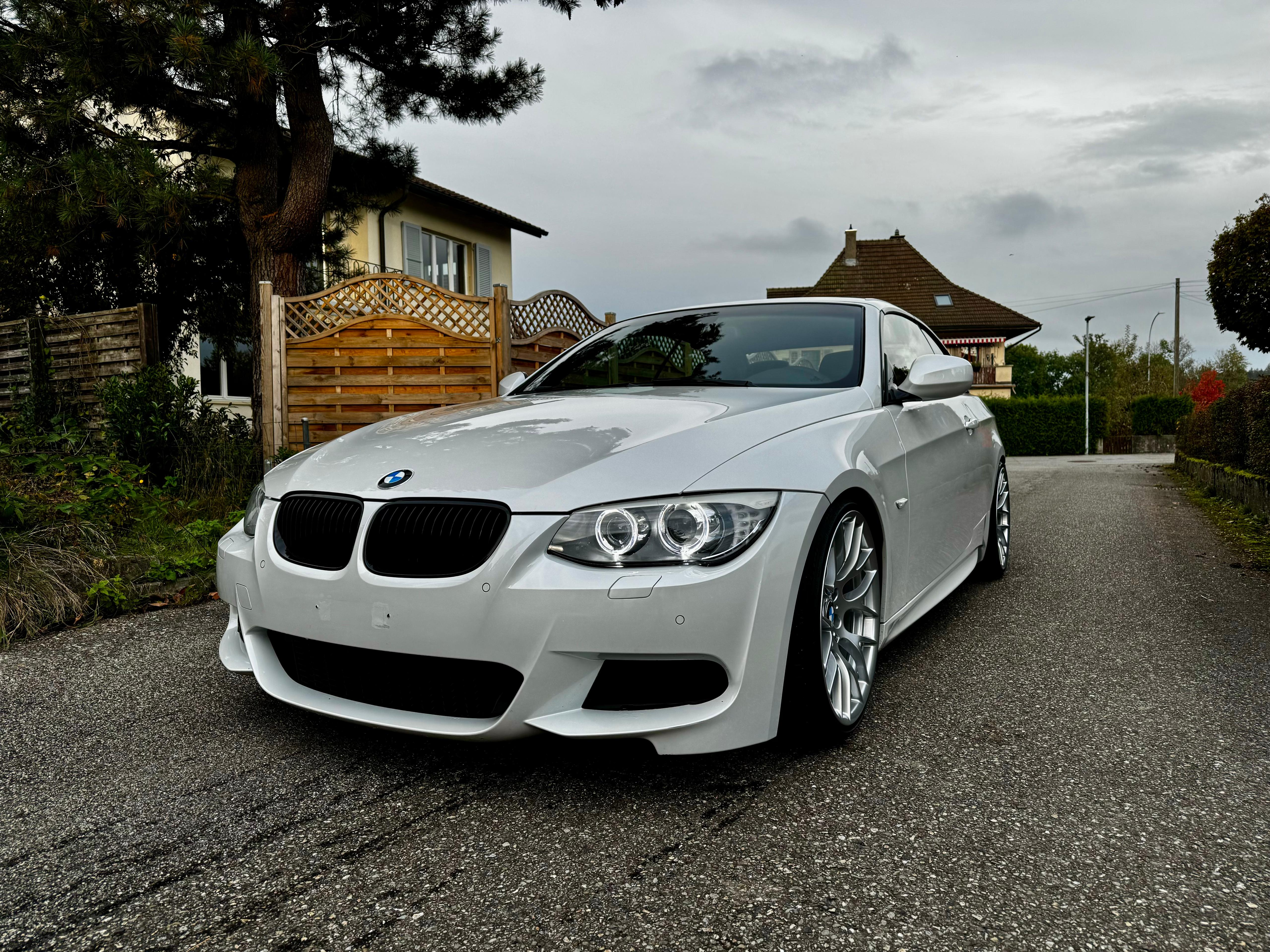 BMW 335i Cabriolet DKG