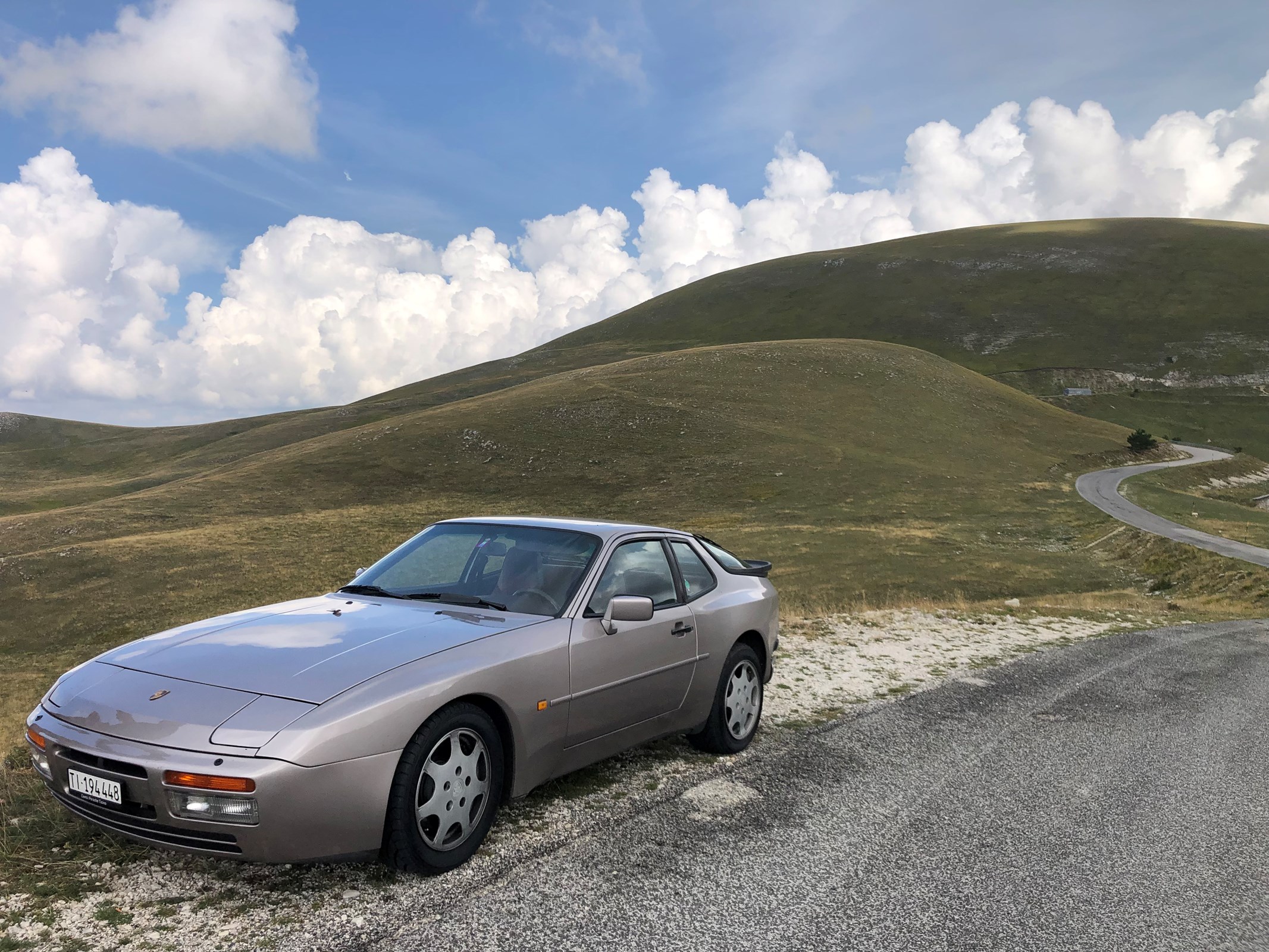 PORSCHE 944 Turbo (S)