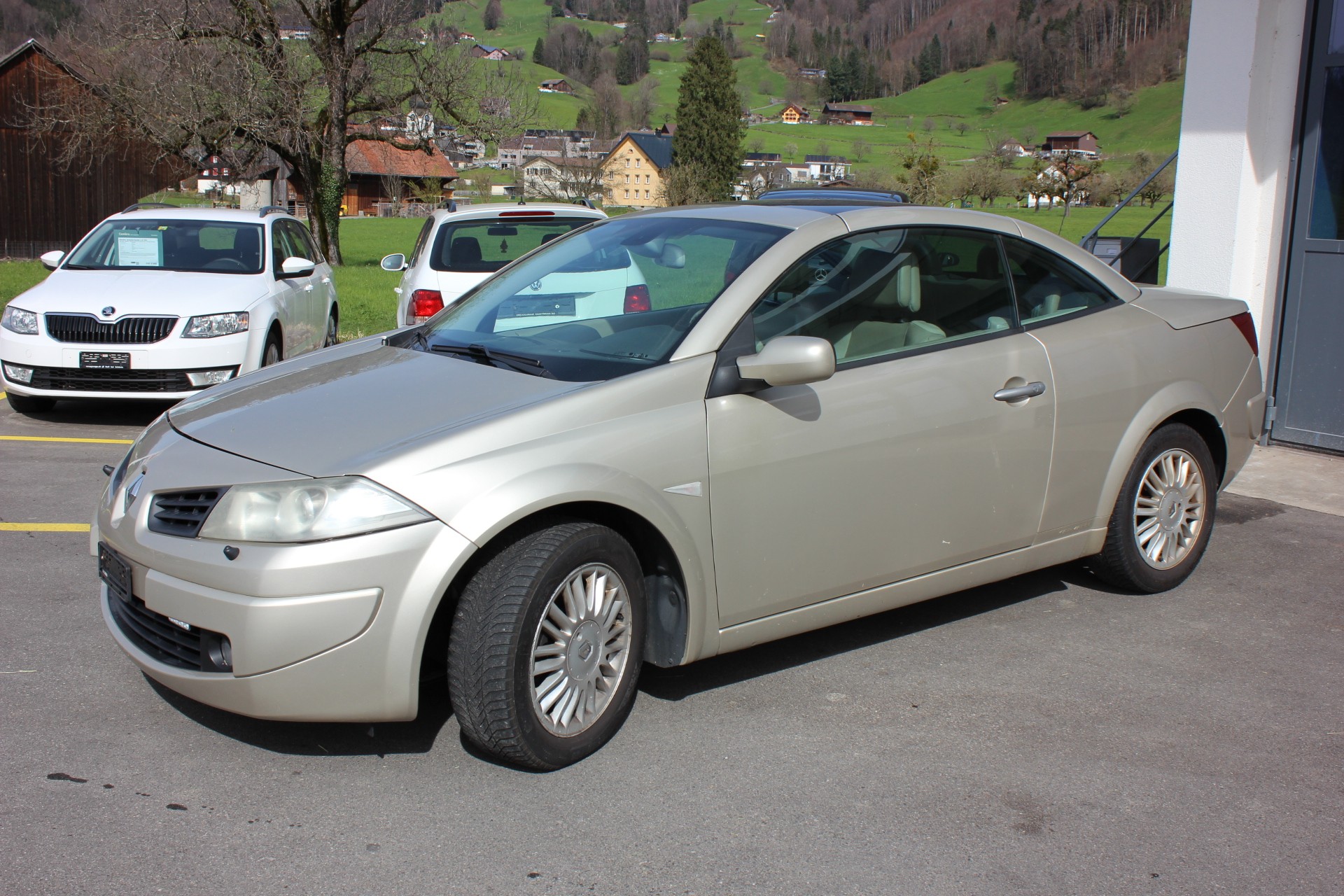 RENAULT Mégane C-C 2.0 16V Privilège Luxe