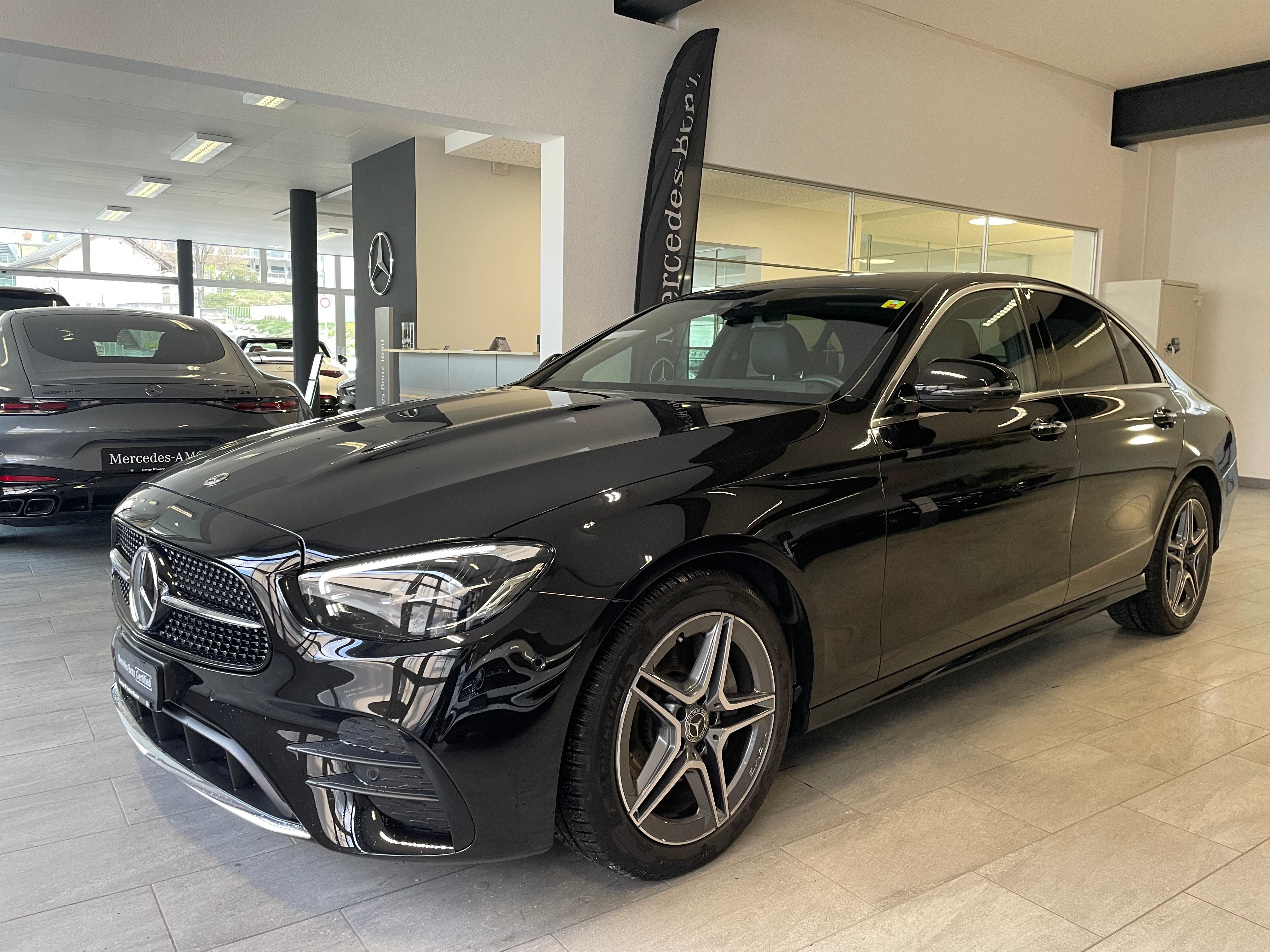 MERCEDES-BENZ E 220 d 4Matic AMG Line 9G-Tronic