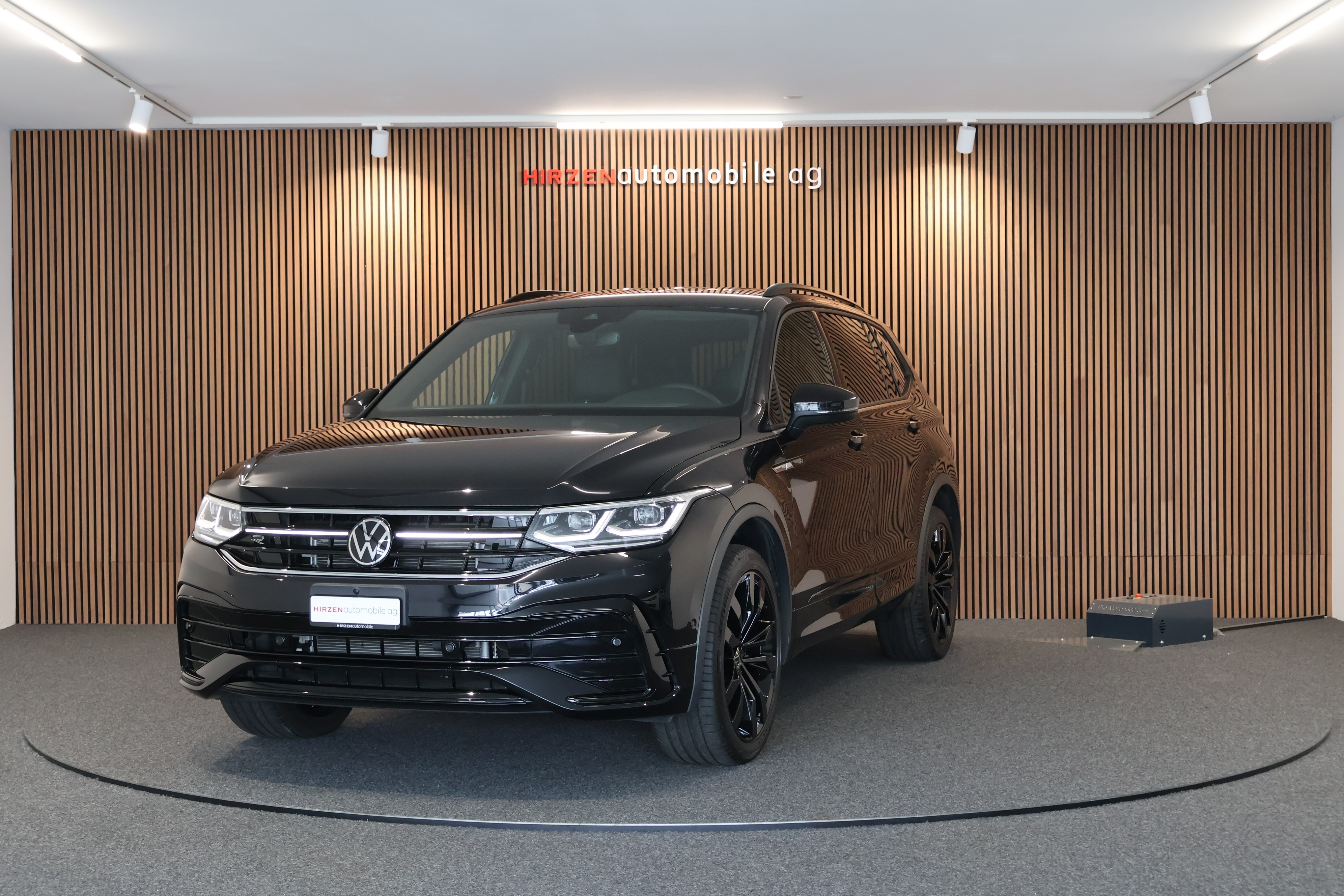 VW Tiguan Allspace 2.0TSI R-Line 4Motion DSG