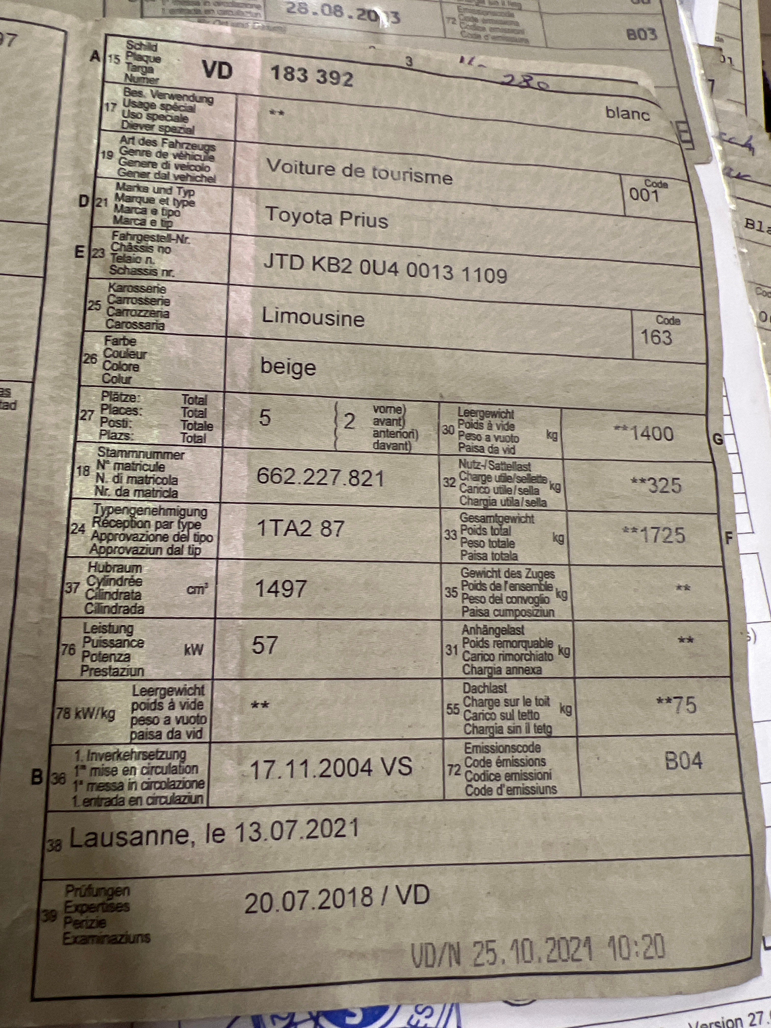 TOYOTA Prius 1.5 16V Hybrid