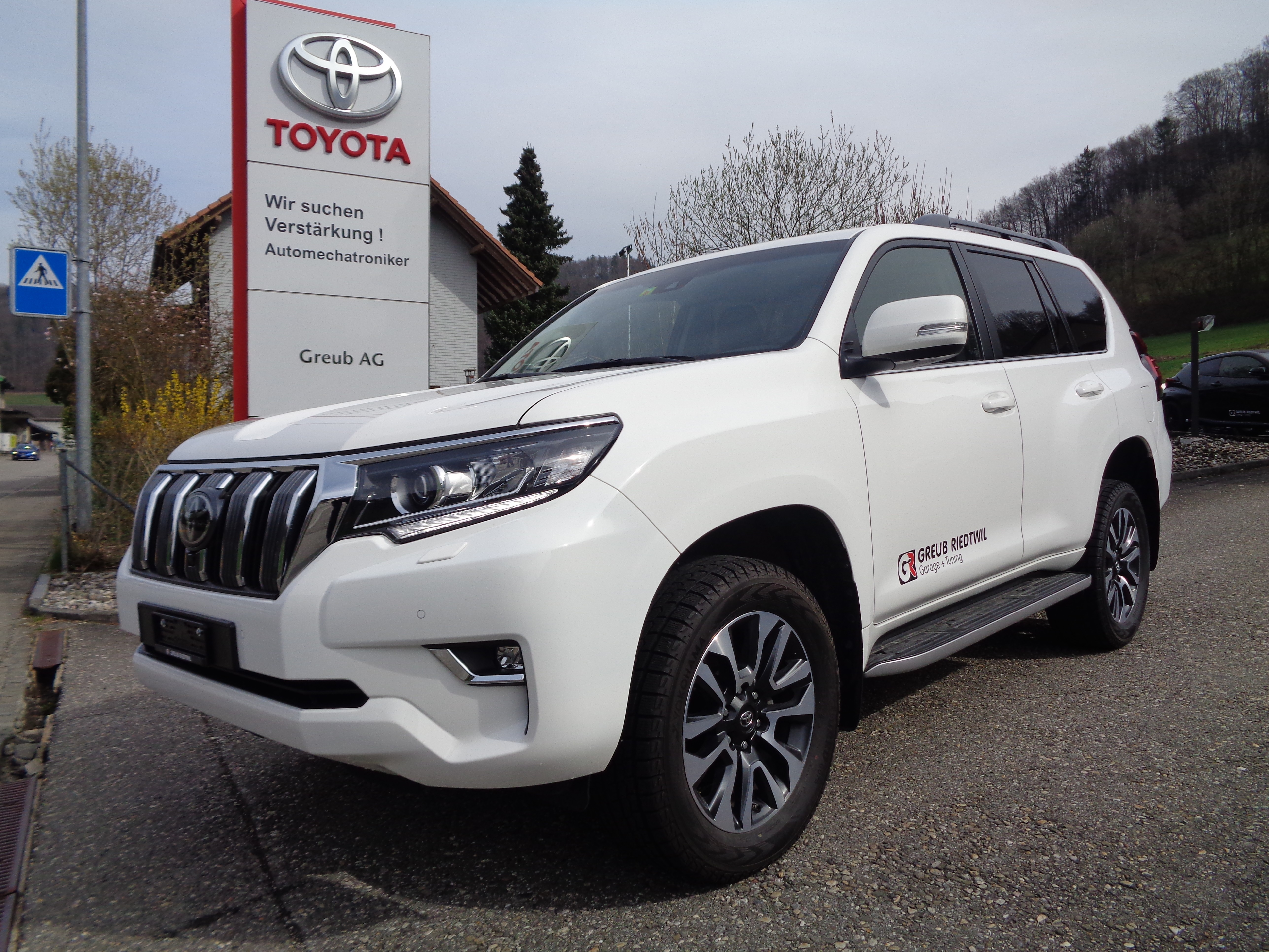 TOYOTA Land Cruiser 2.8TD Style Automat