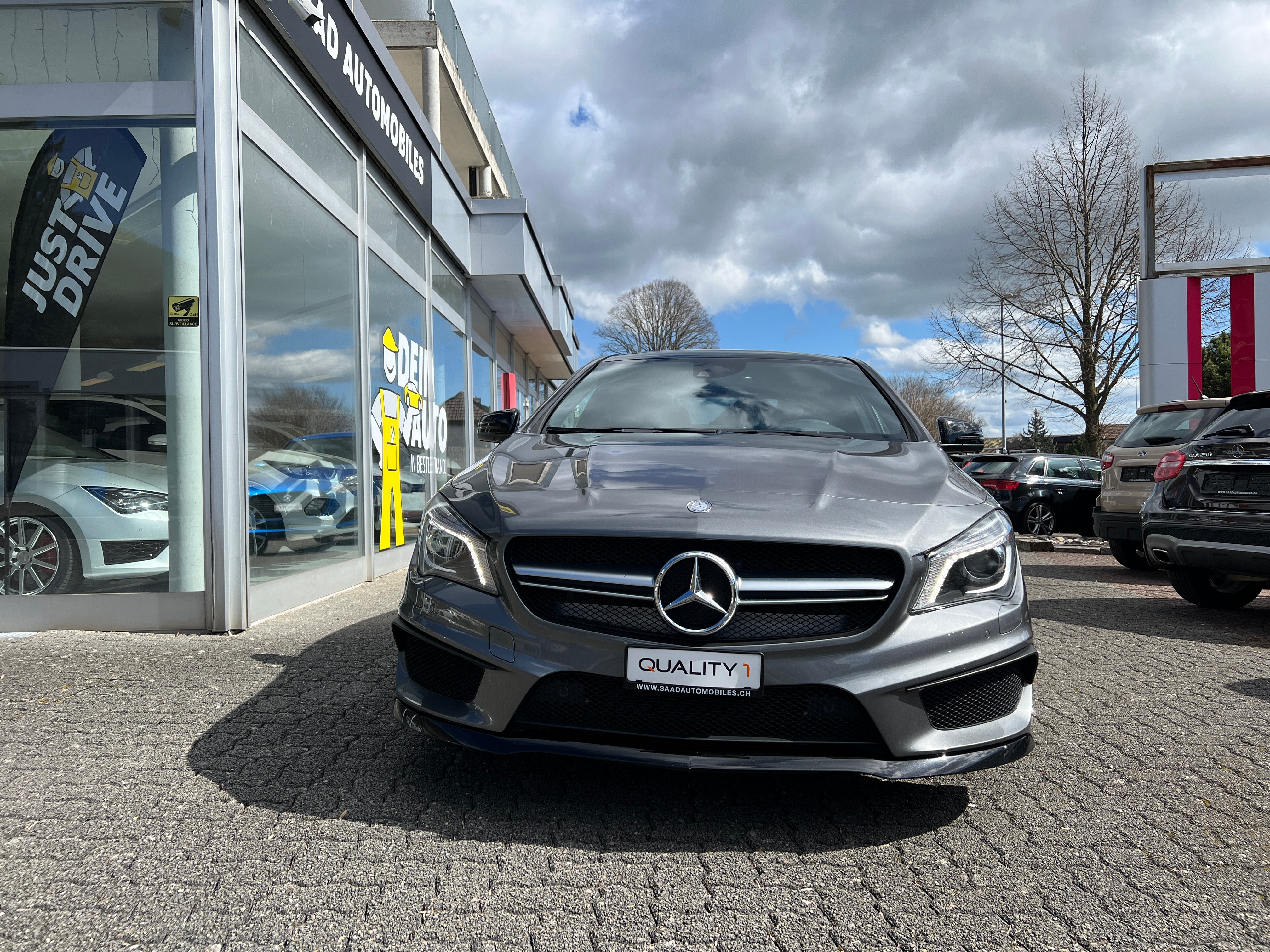 MERCEDES-BENZ CLA 45 AMG 4Matic Speedshift