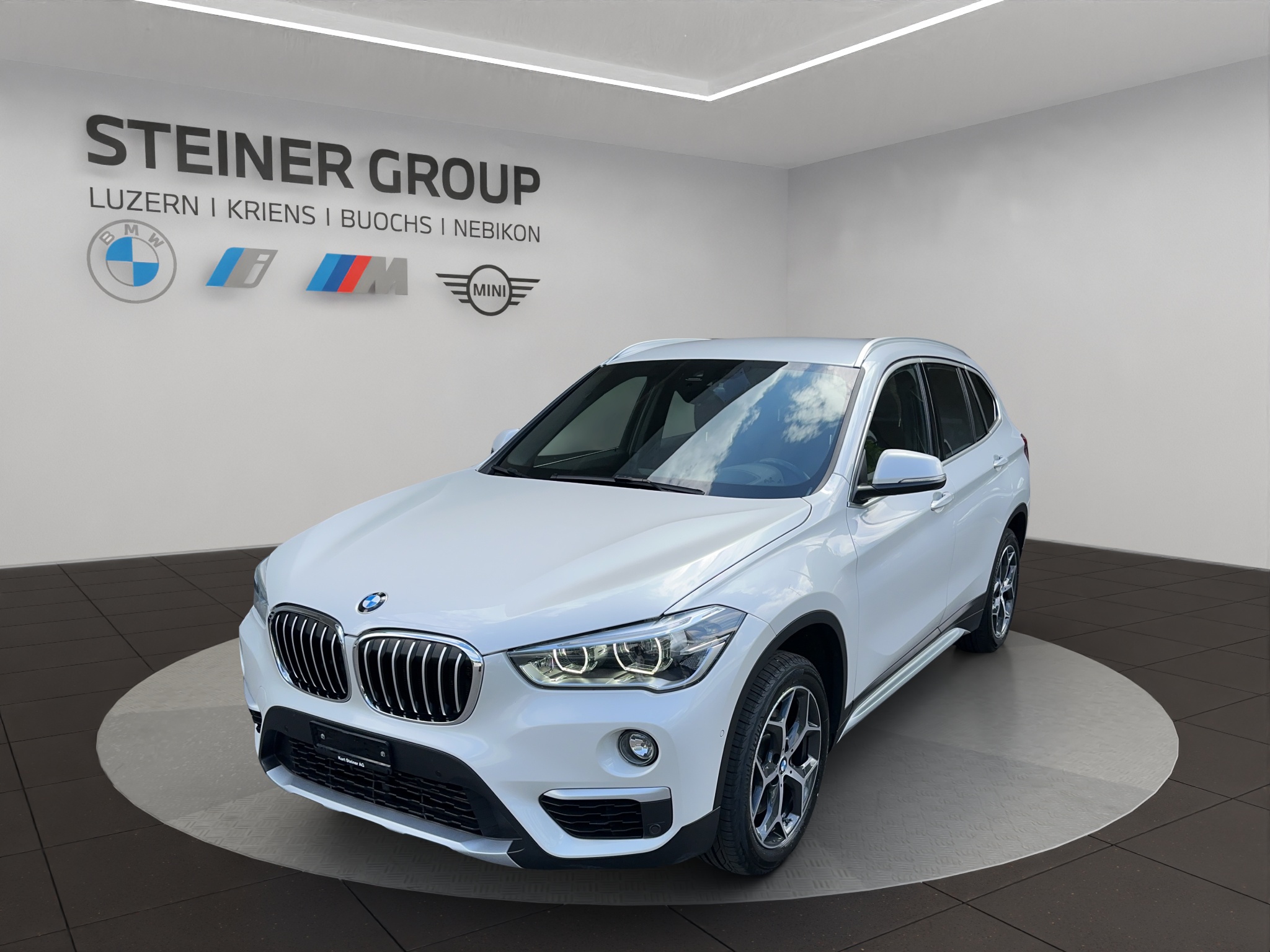 BMW X1 xDrive 20i xLine Steptronic