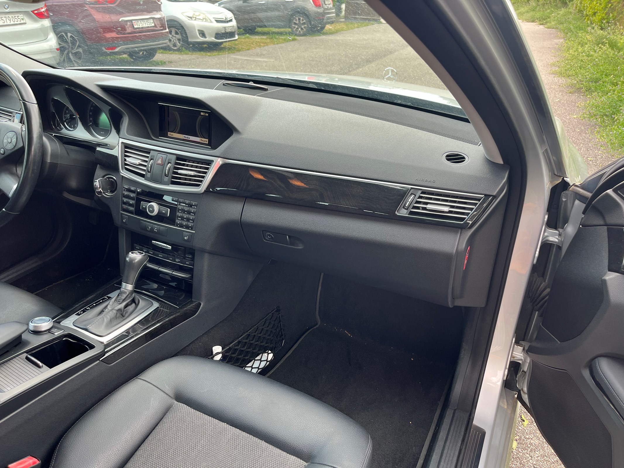 MERCEDES-BENZ E 250 CGI BlueEfficiency Avantgarde Automatic