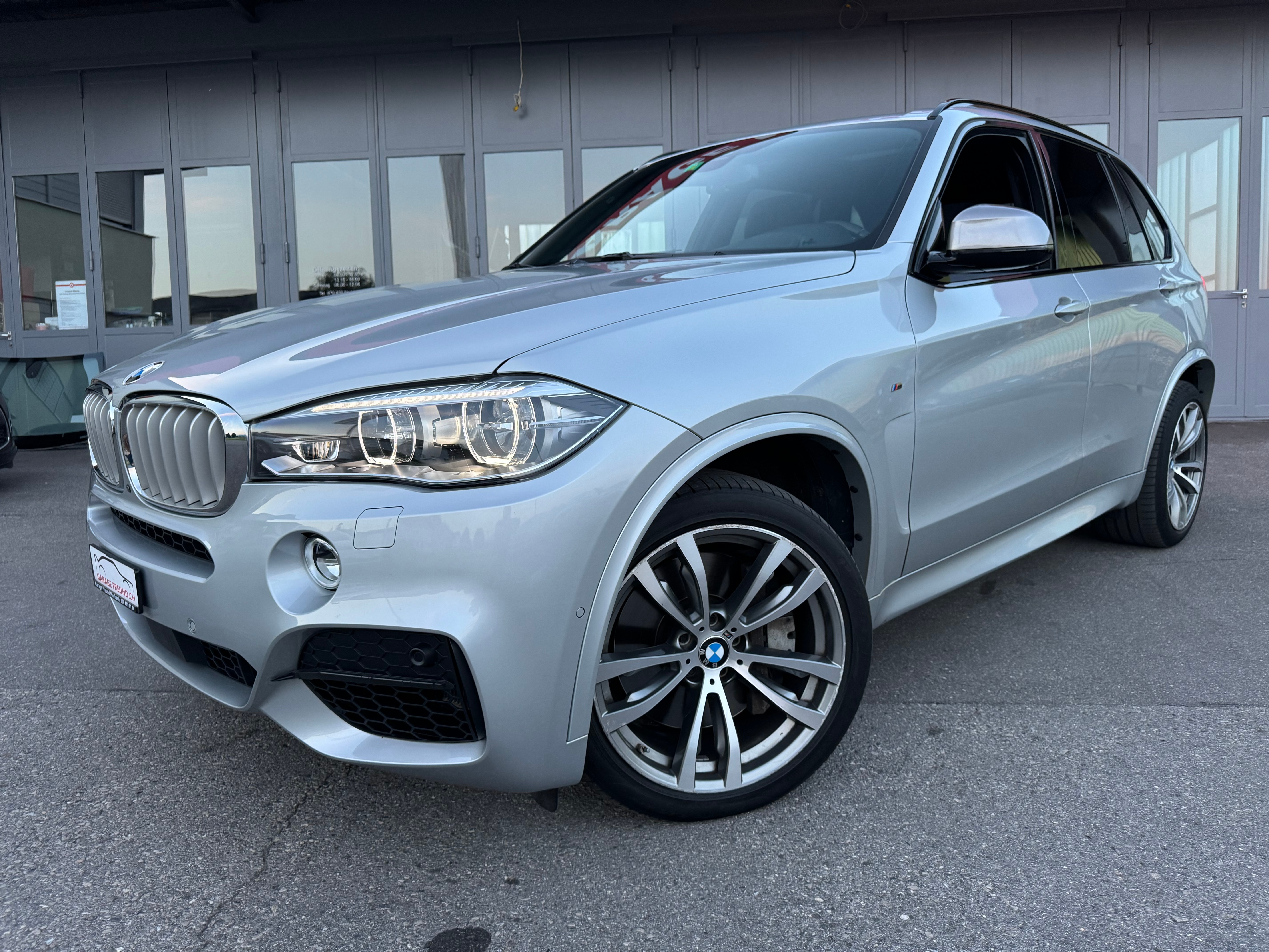 BMW X5 xDrive M50d Pure M Sport Plus Steptronic