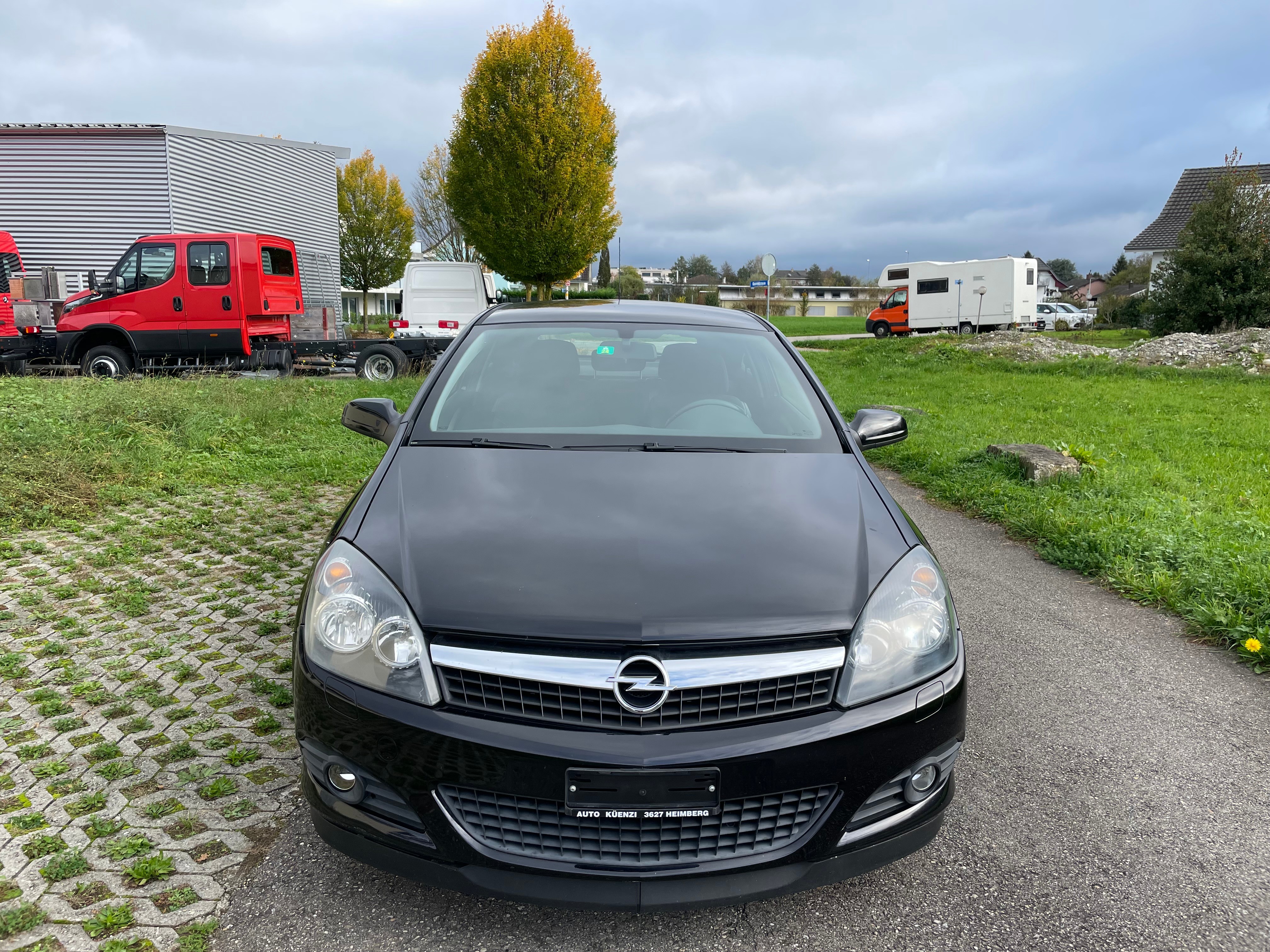 OPEL Astra GTC 1.8i 16V Sport