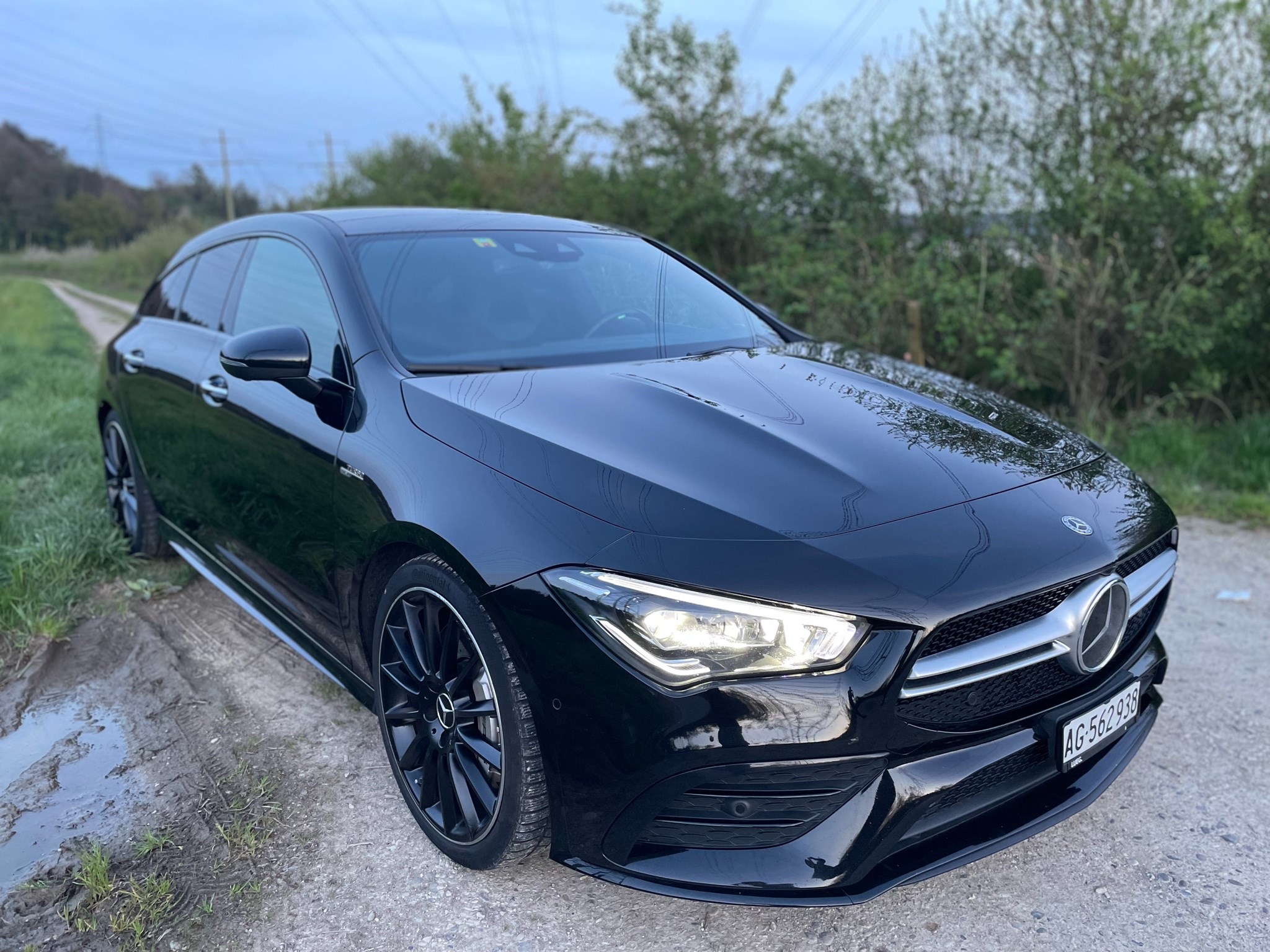 MERCEDES-BENZ CLA Shooting Brake 35 AMG 4Matic 7G-DCT