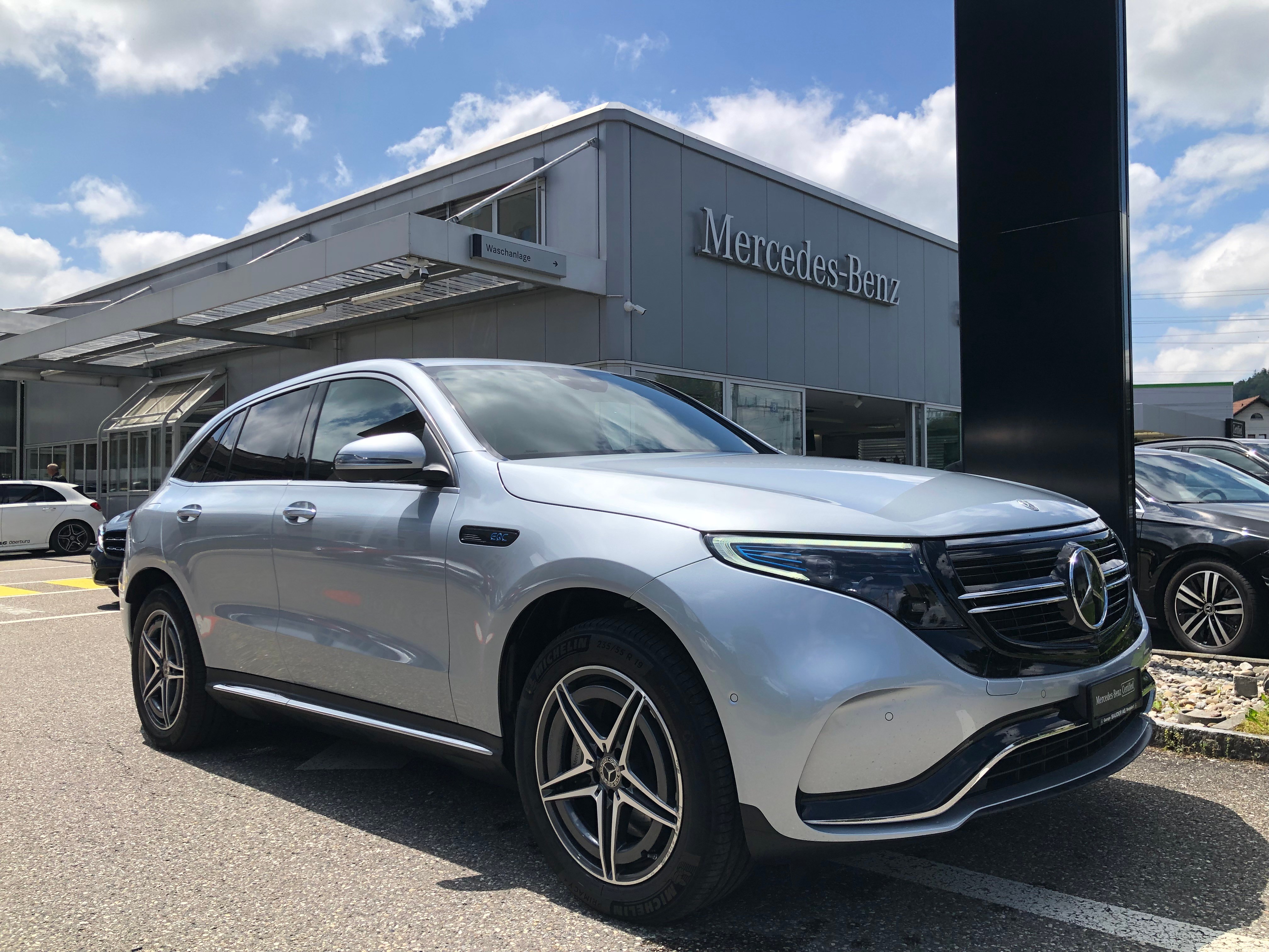 MERCEDES-BENZ EQC 400 AMG Line 4Matic