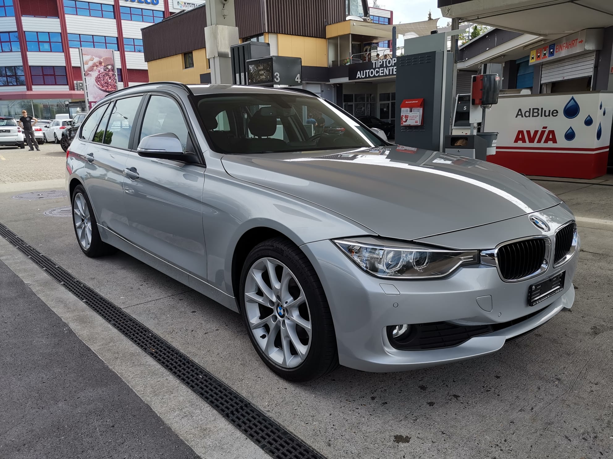 BMW 320d xDrive Touring Sport Line Steptronic