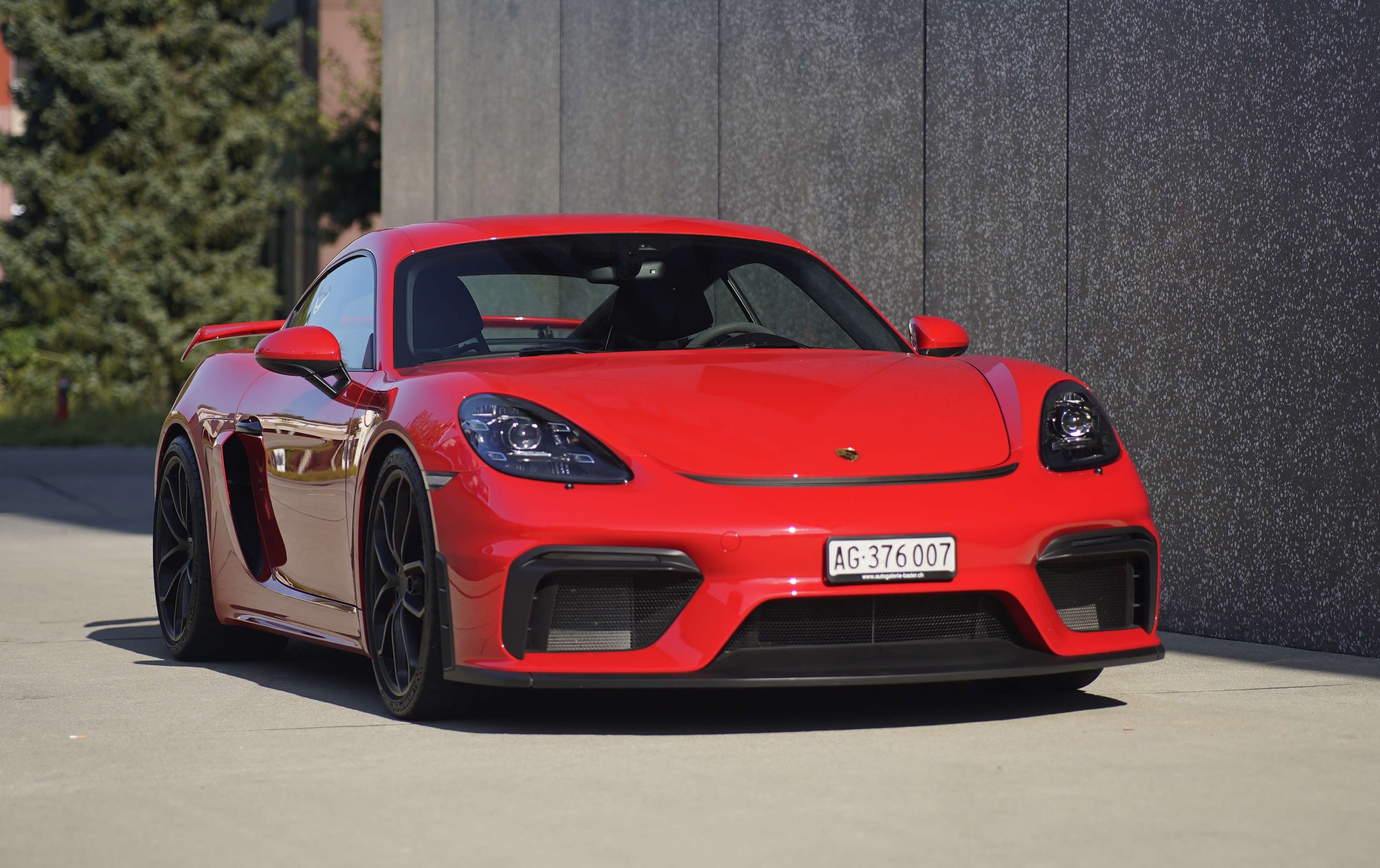 PORSCHE 718 Cayman GT4