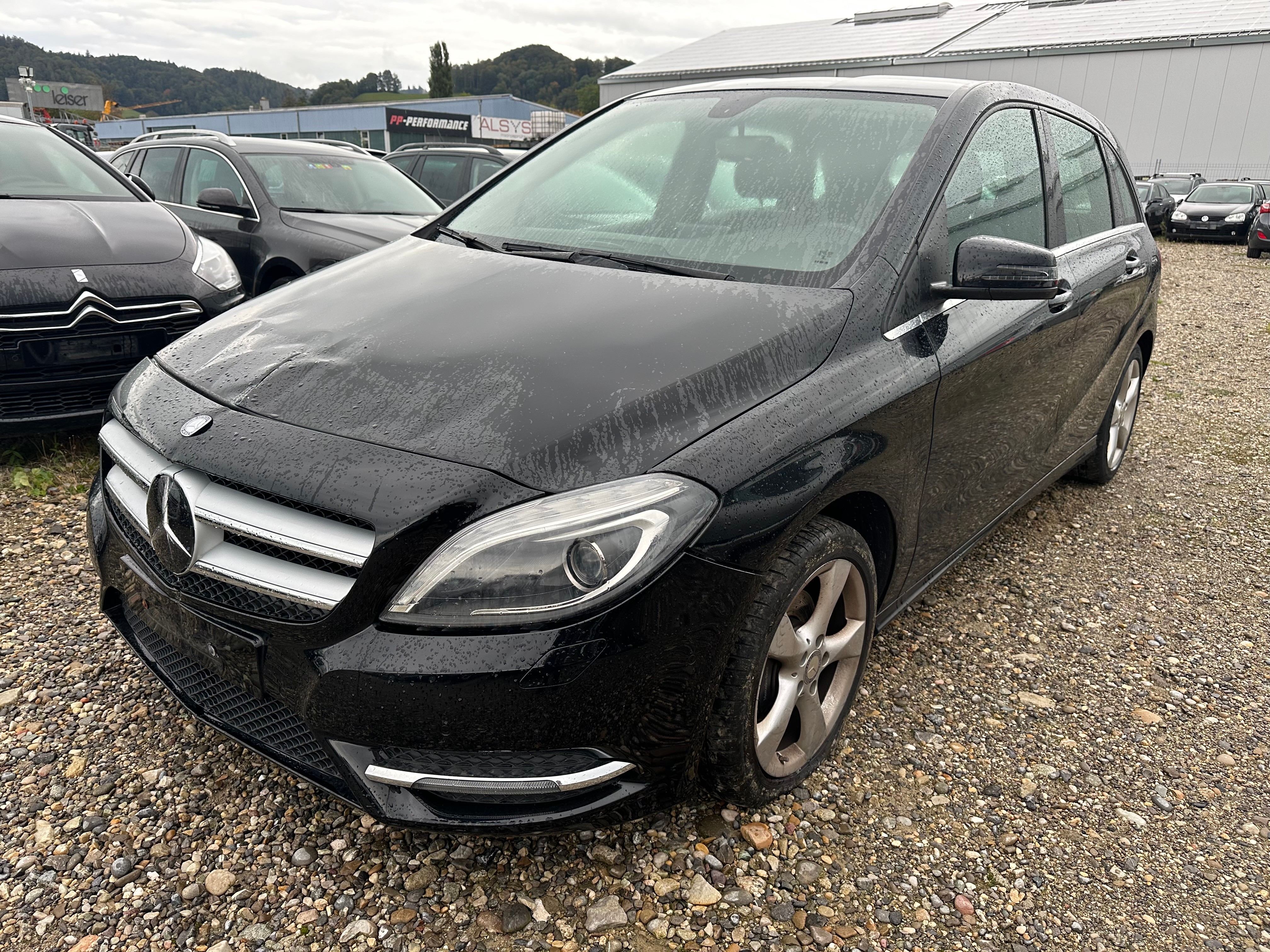 MERCEDES-BENZ B 200 7G-DCT