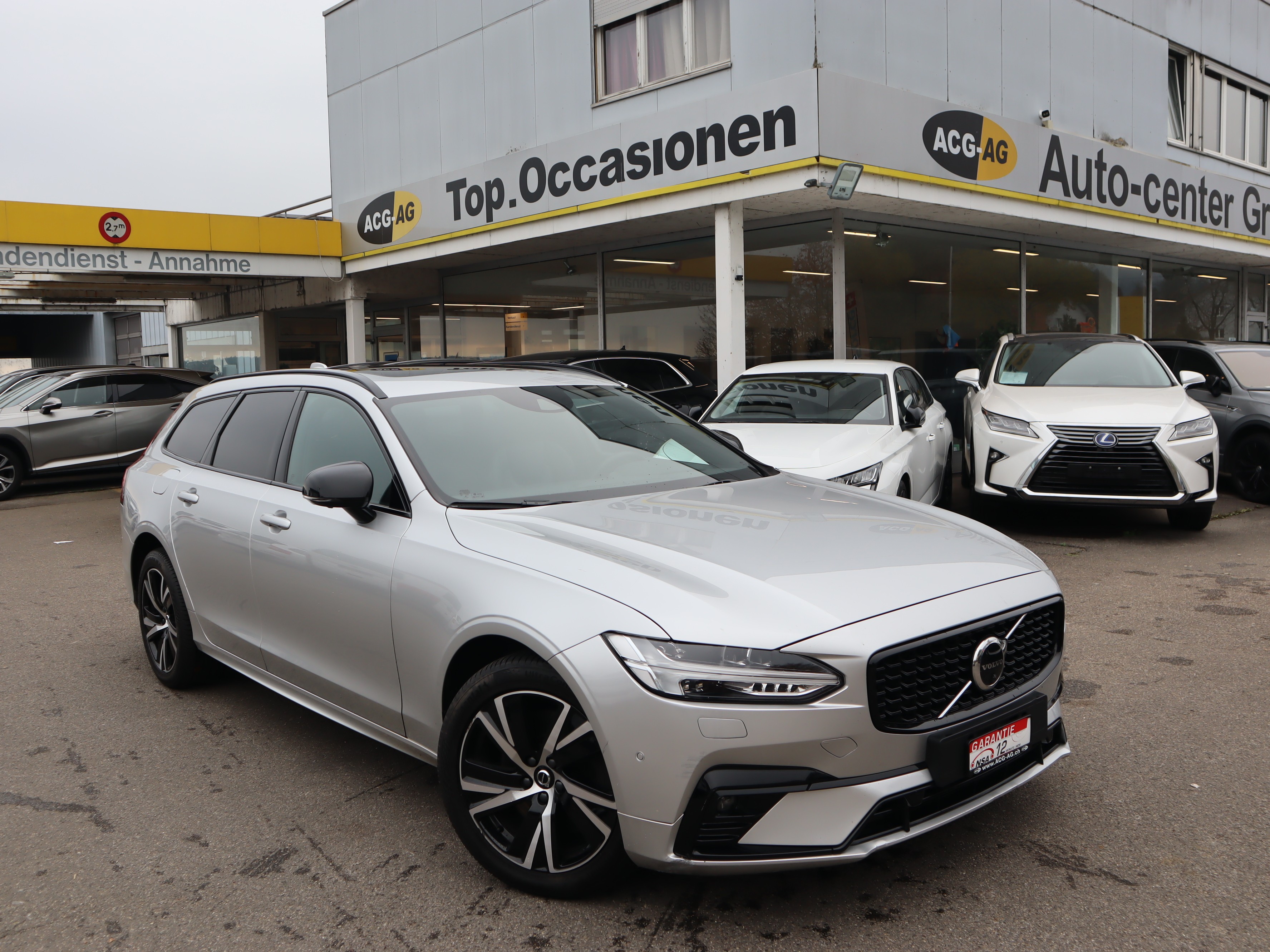 VOLVO V90 B5 AWD Diesel Mild Hybrid R-Design Geartronic ** PR.Glass-Schiebedach ** Pack Light ** Pack Winter **