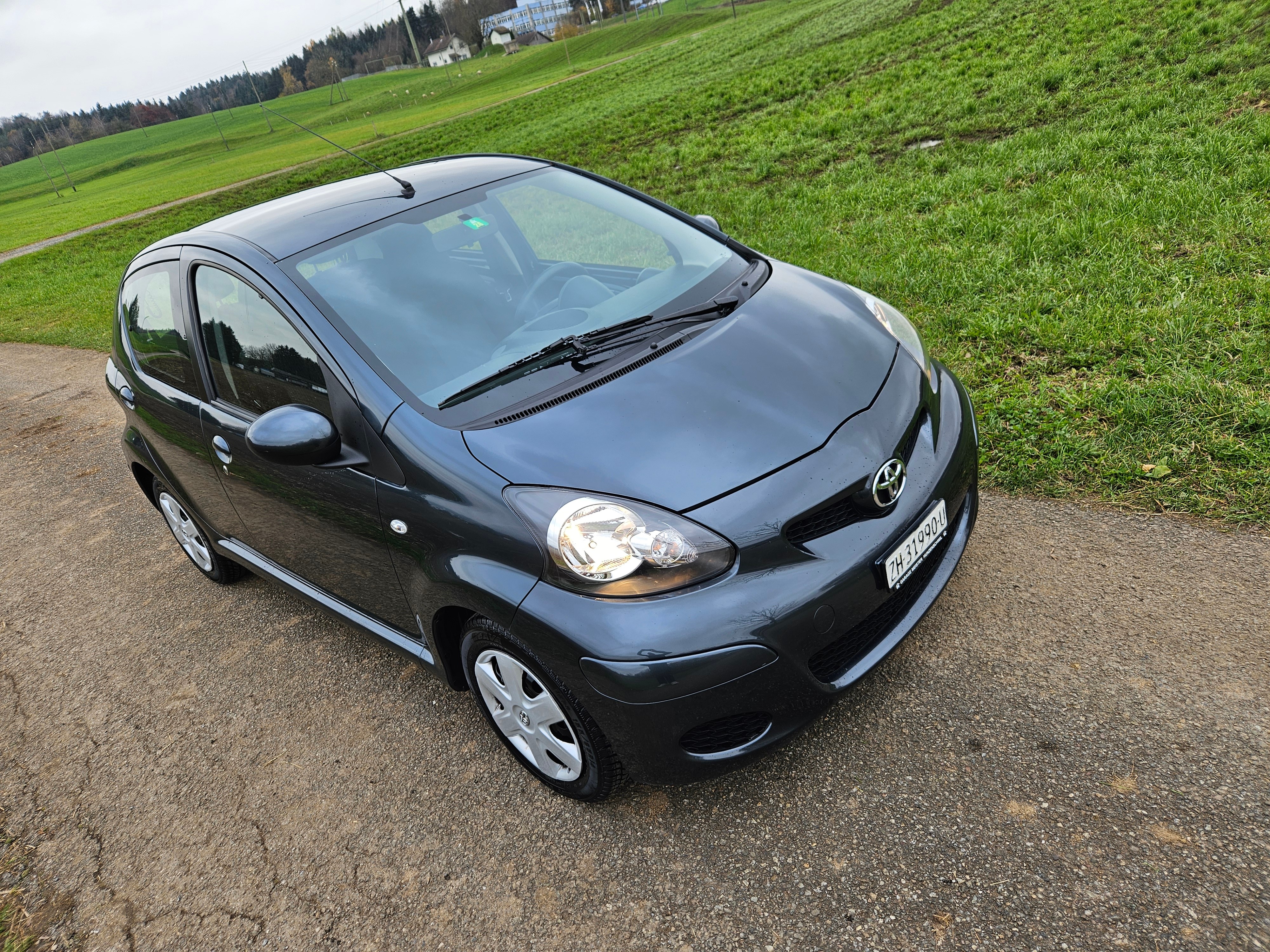 TOYOTA Aygo 1.0 Linea Luna