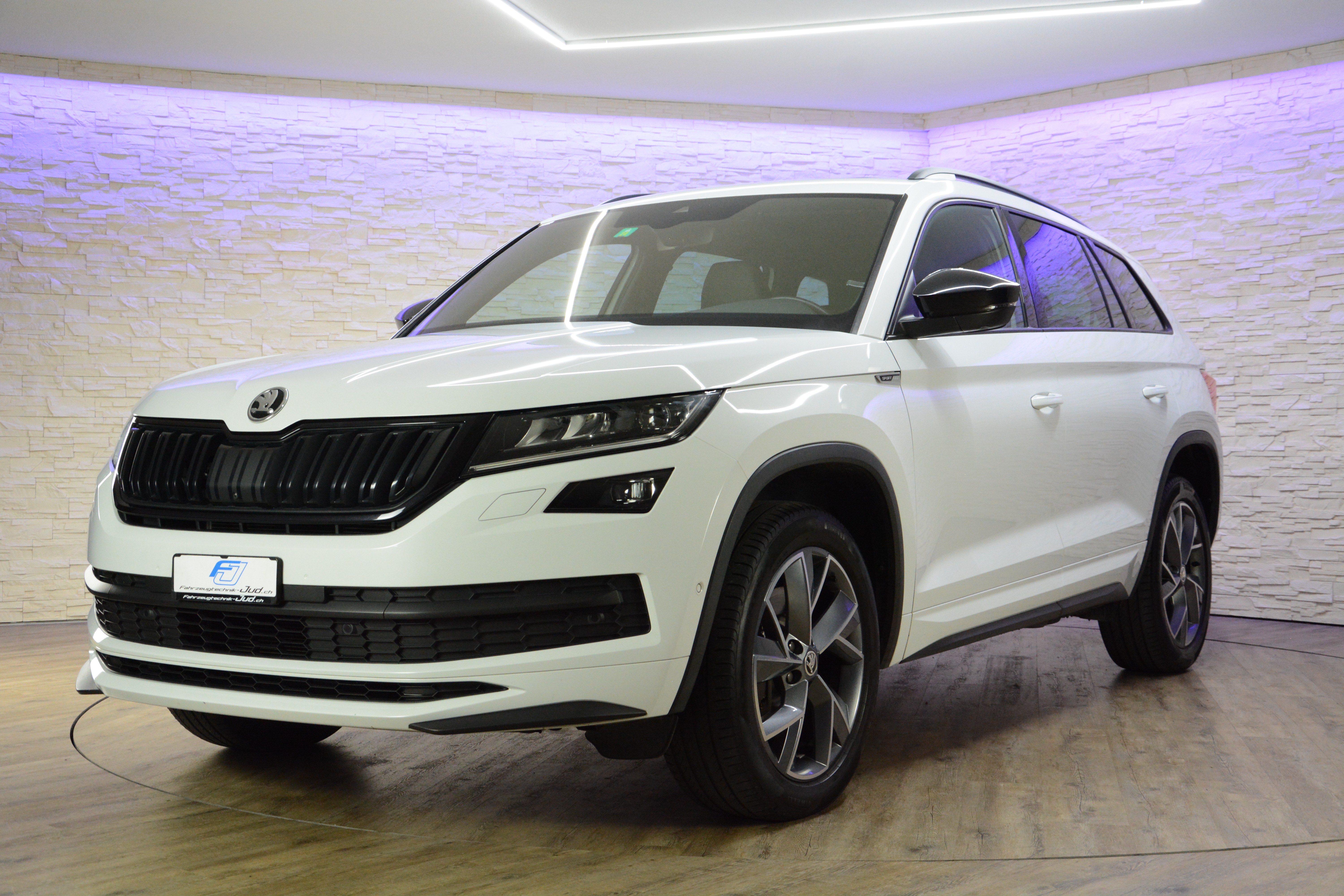 SKODA Kodiaq 2.0 TSI Sportline DSG