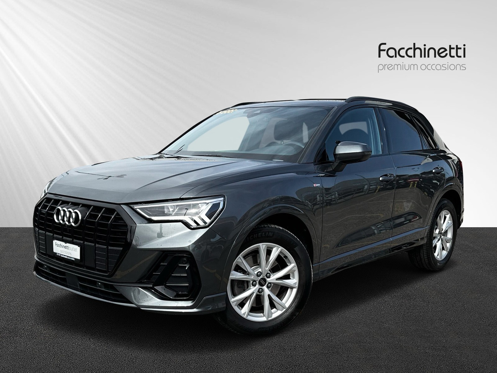 AUDI Q3 40 TDI S line quattro S-tronic