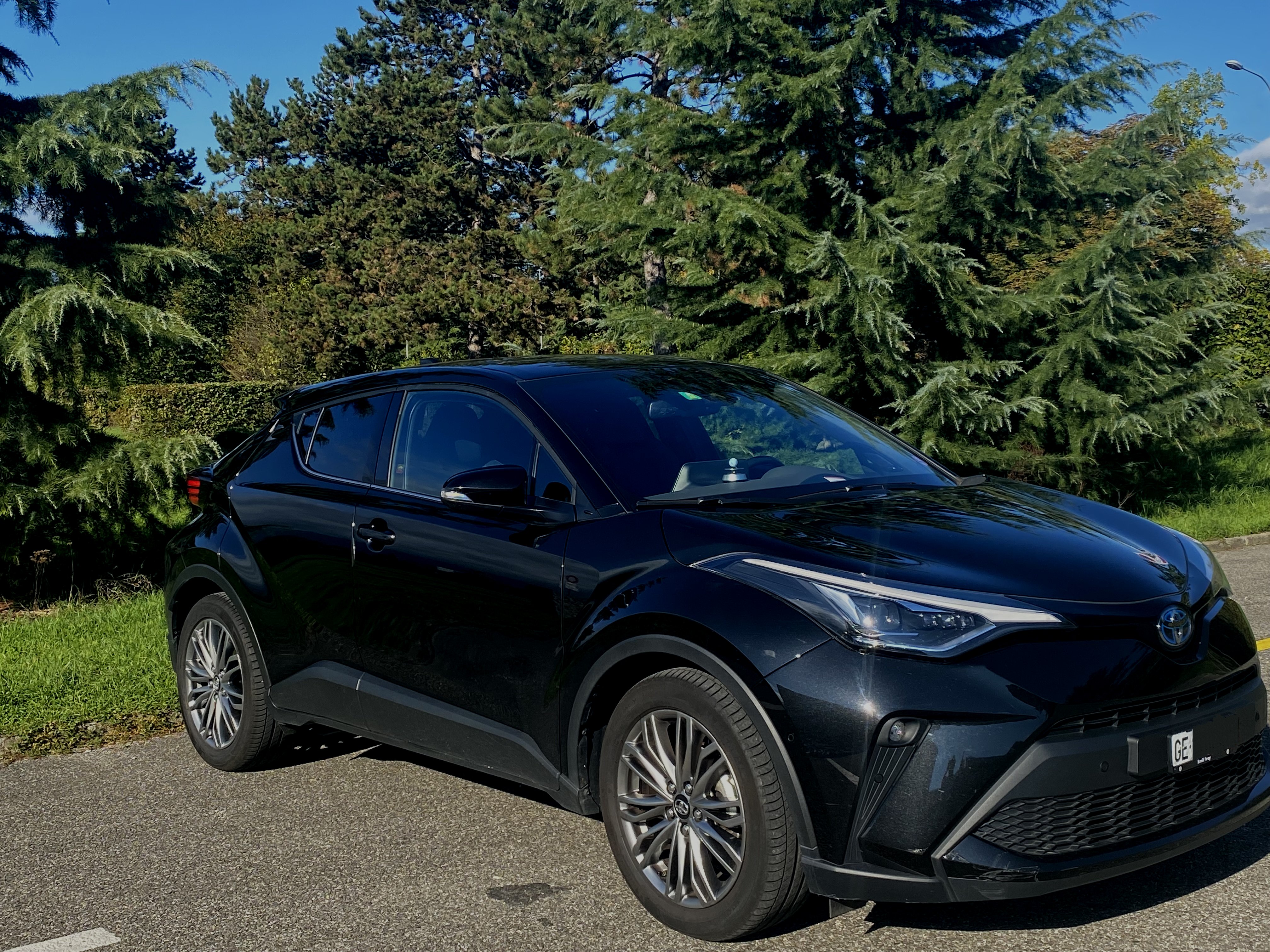 TOYOTA C-HR 2.0 HSD CVT Premium