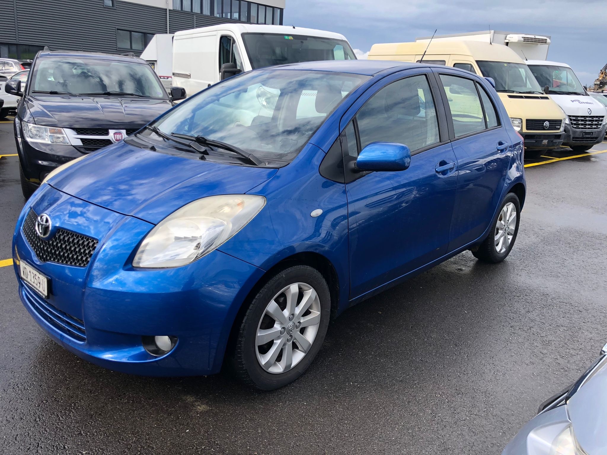 TOYOTA Yaris 1.3 Linea Luna