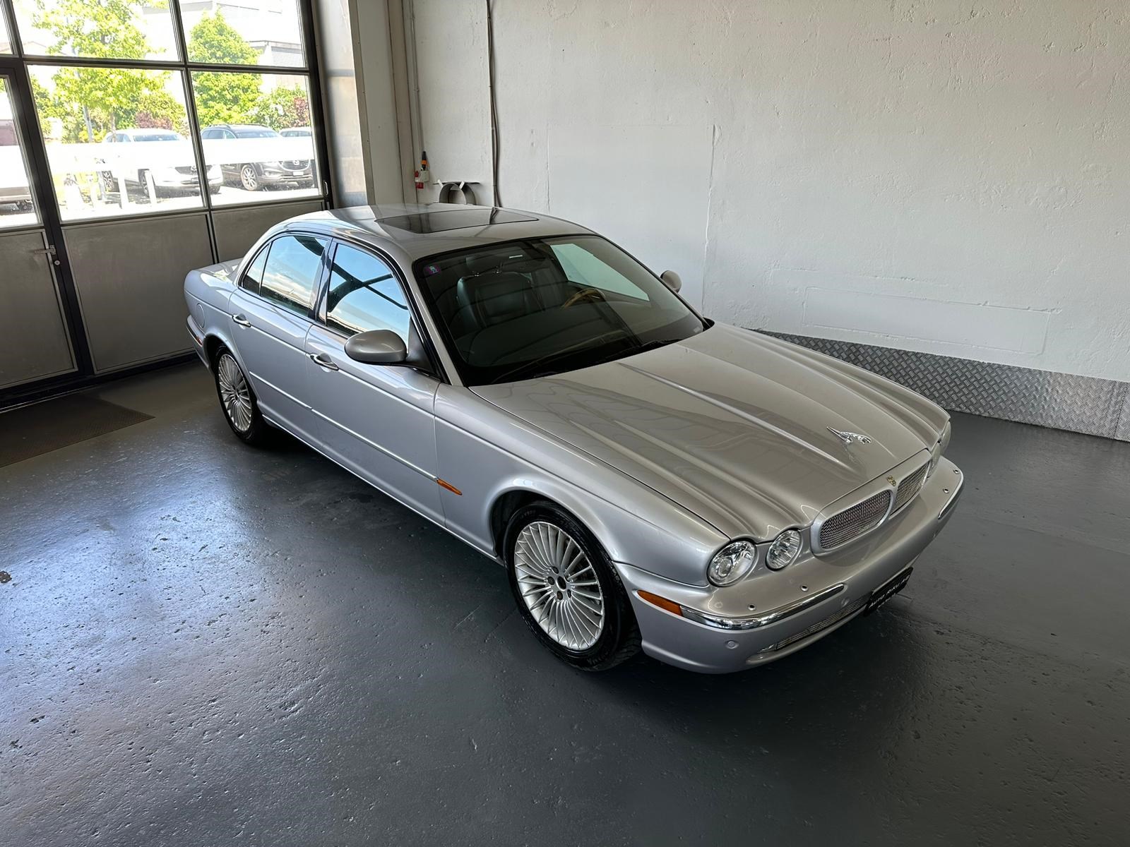 JAGUAR XJ8 3.5 V8 Executive