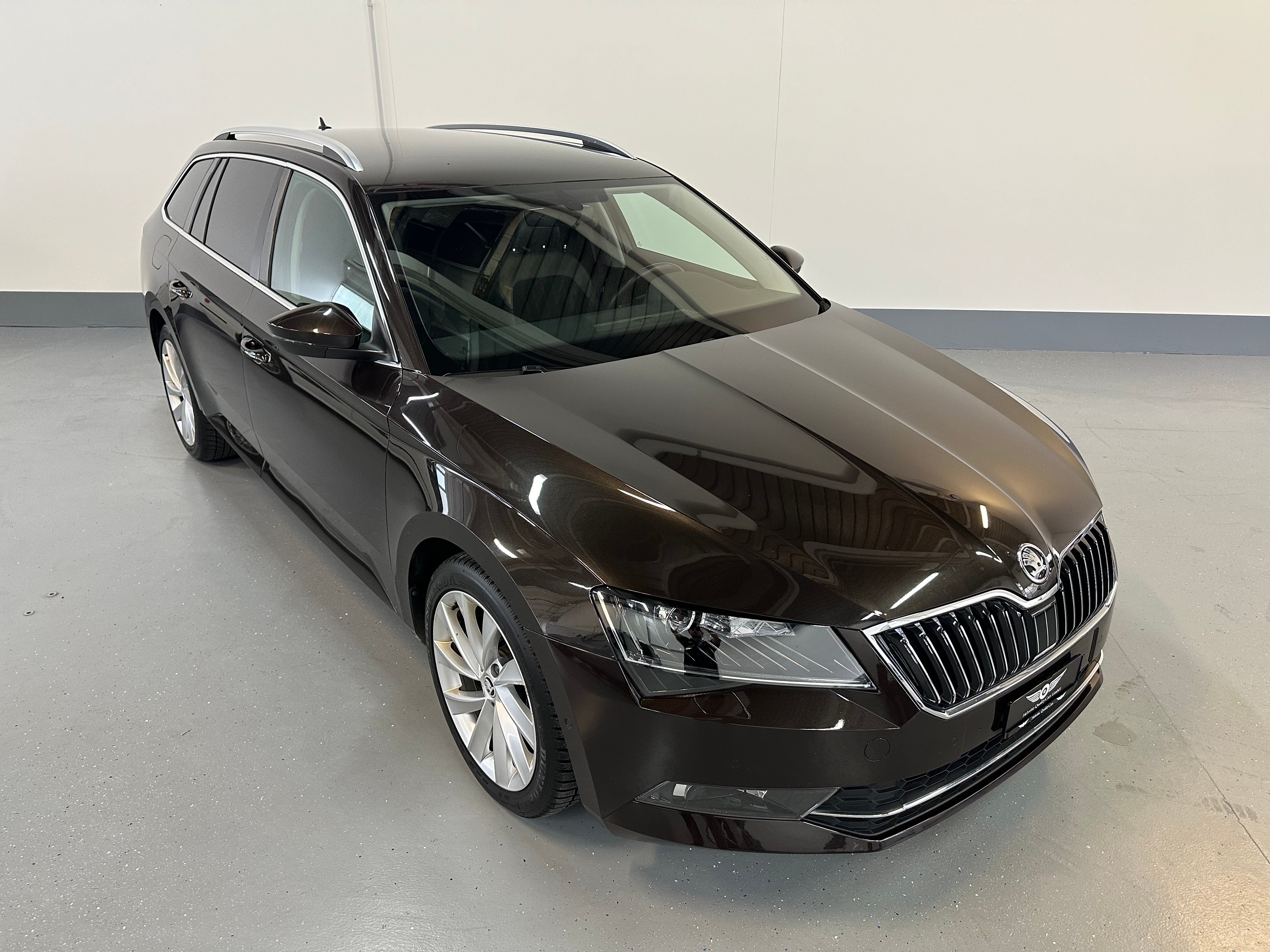 SKODA Superb Combi 2.0 TDi Elegance DSG