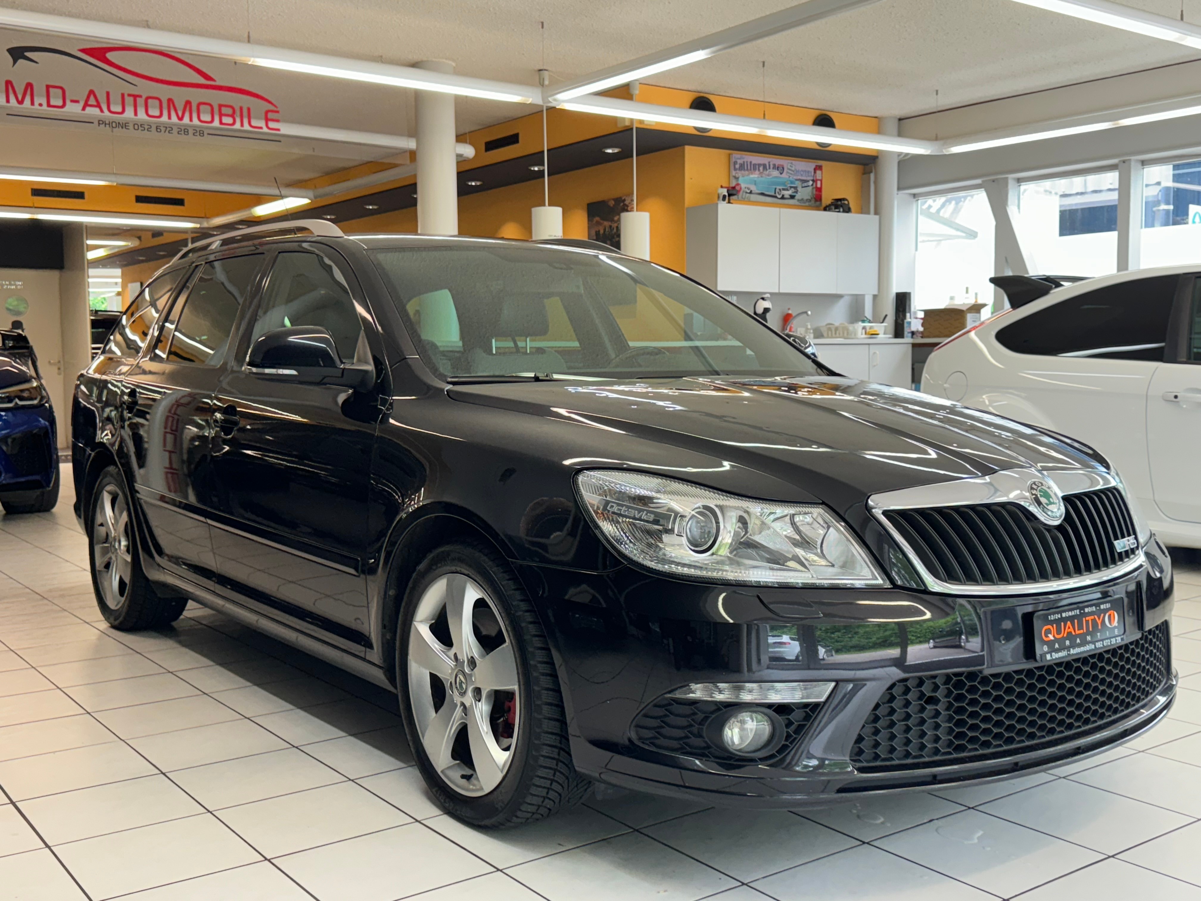 SKODA Octavia Combi 2.0 TSI RS DSG