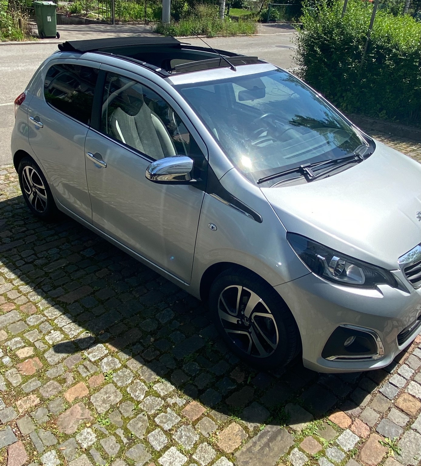 PEUGEOT 108 1.0 VTi Allure Top ETG