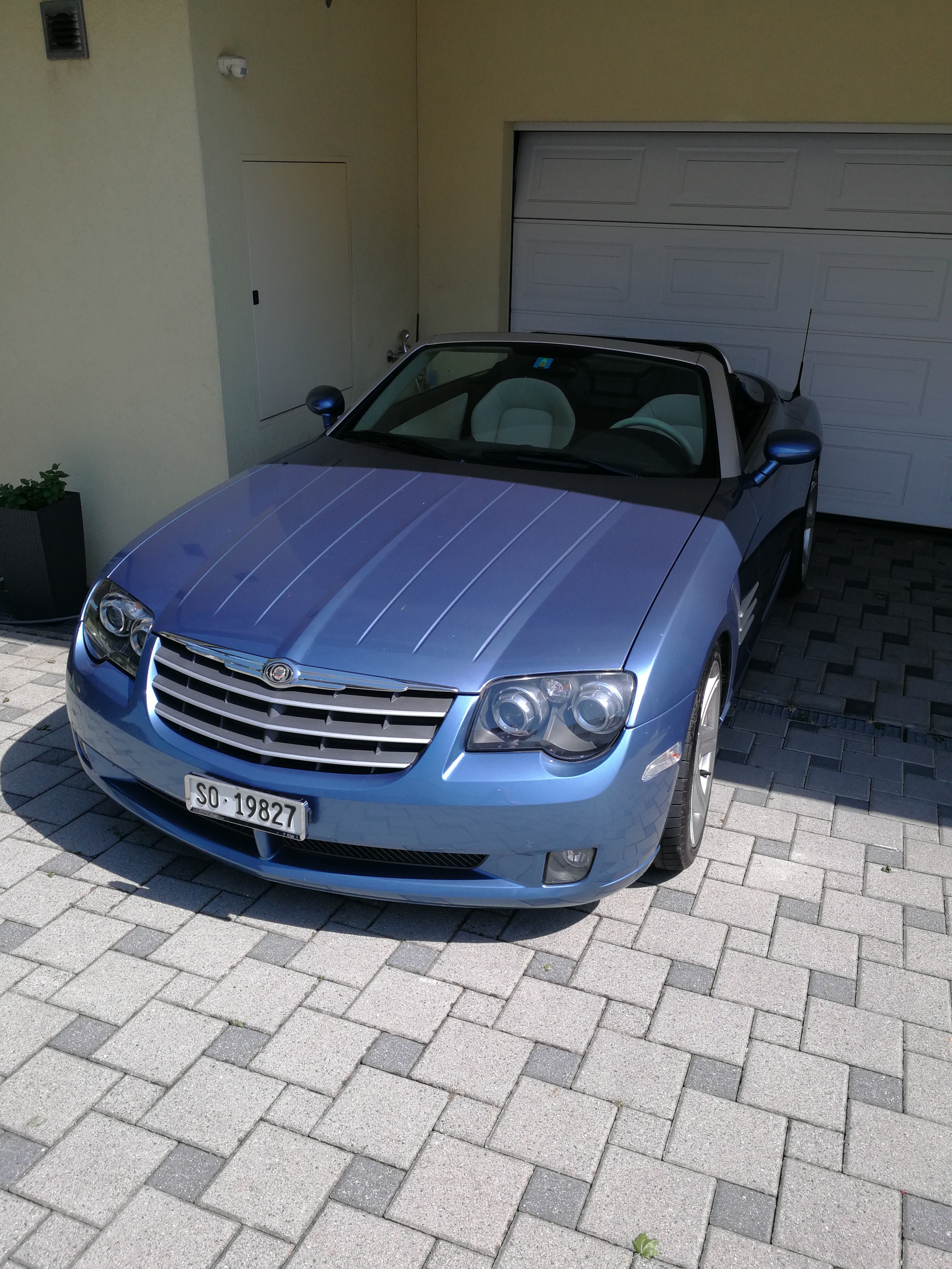 CHRYSLER CROSSFIRE