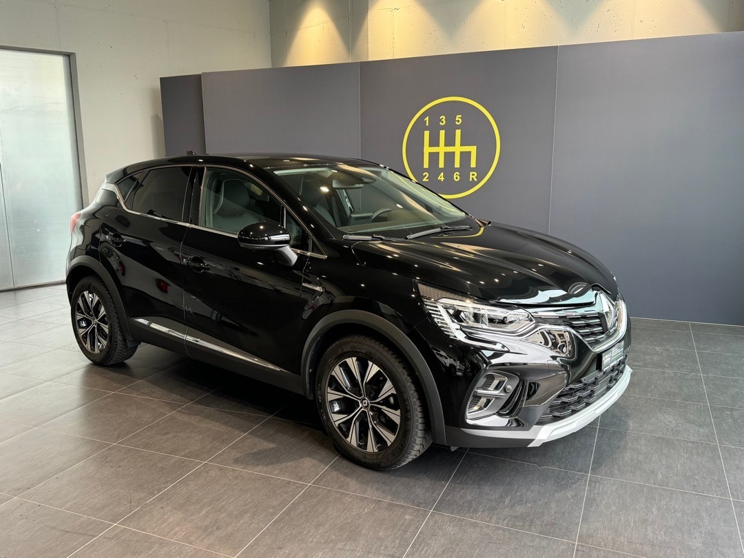 RENAULT Captur 1.3 TCe Techno EDC