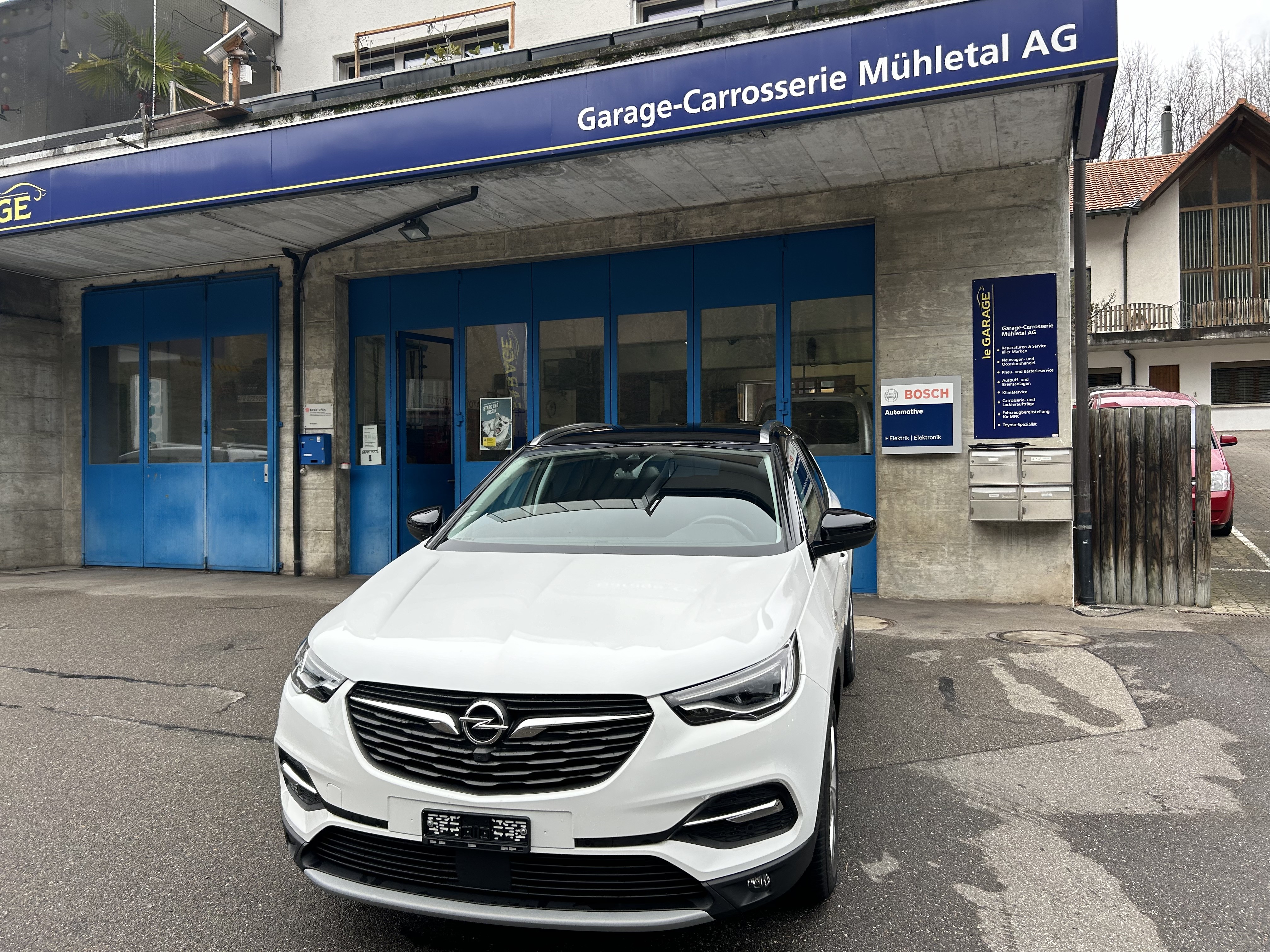 OPEL Grandland X 1.2i TP Ultimate Automatik