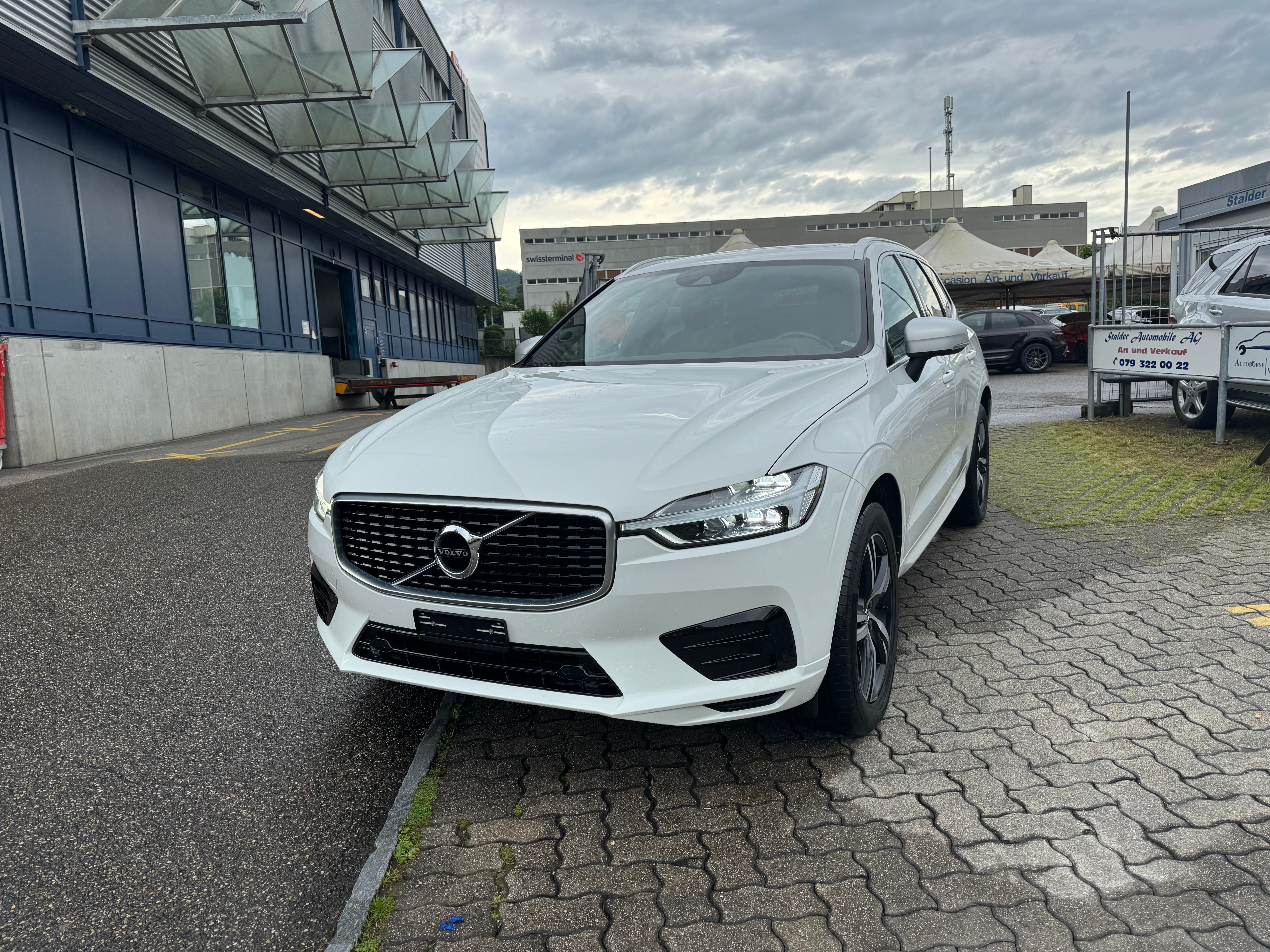 VOLVO XC60 D5 AWD R-Design Geartronic