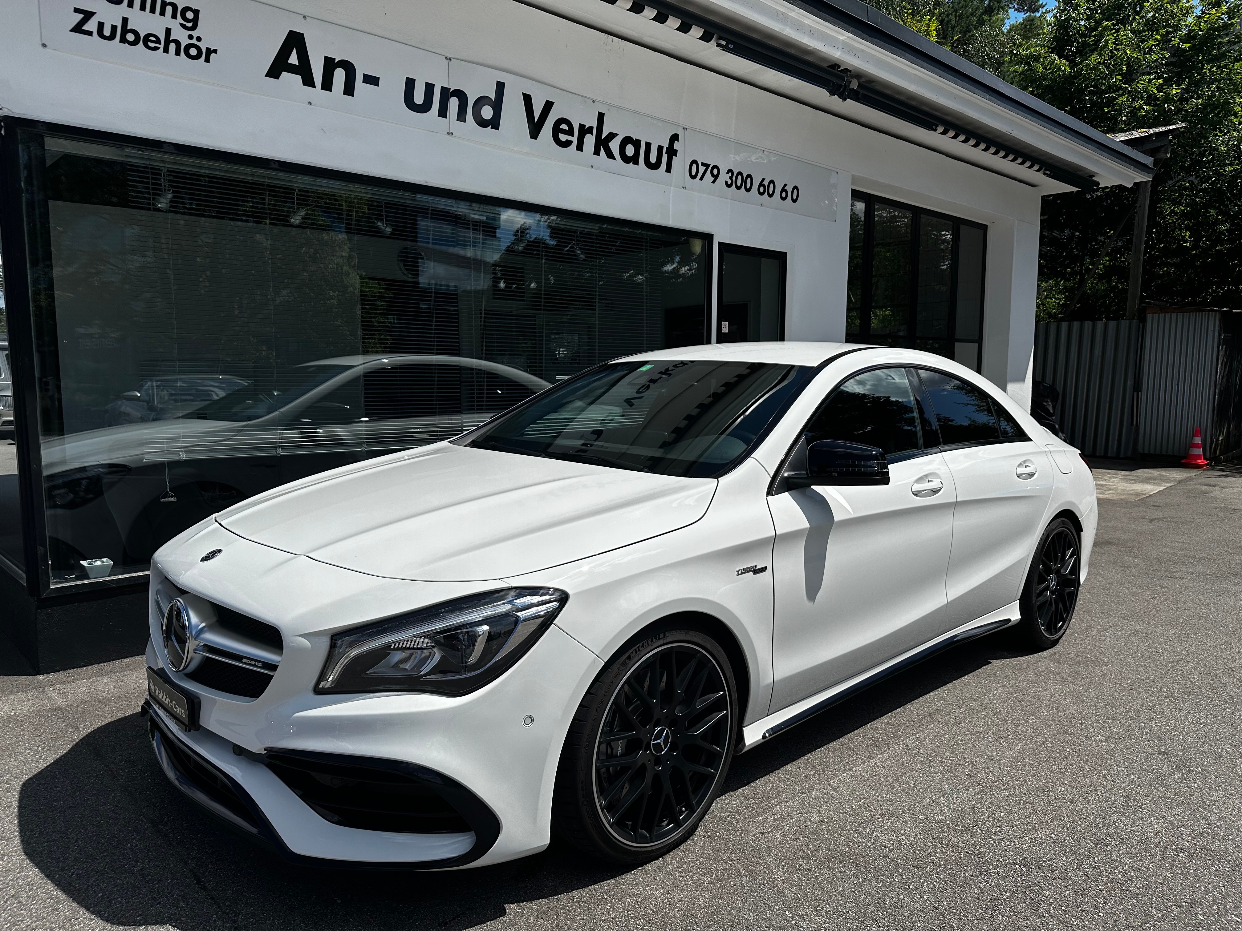 MERCEDES-BENZ CLA 45 AMG 4Matic Speedshift